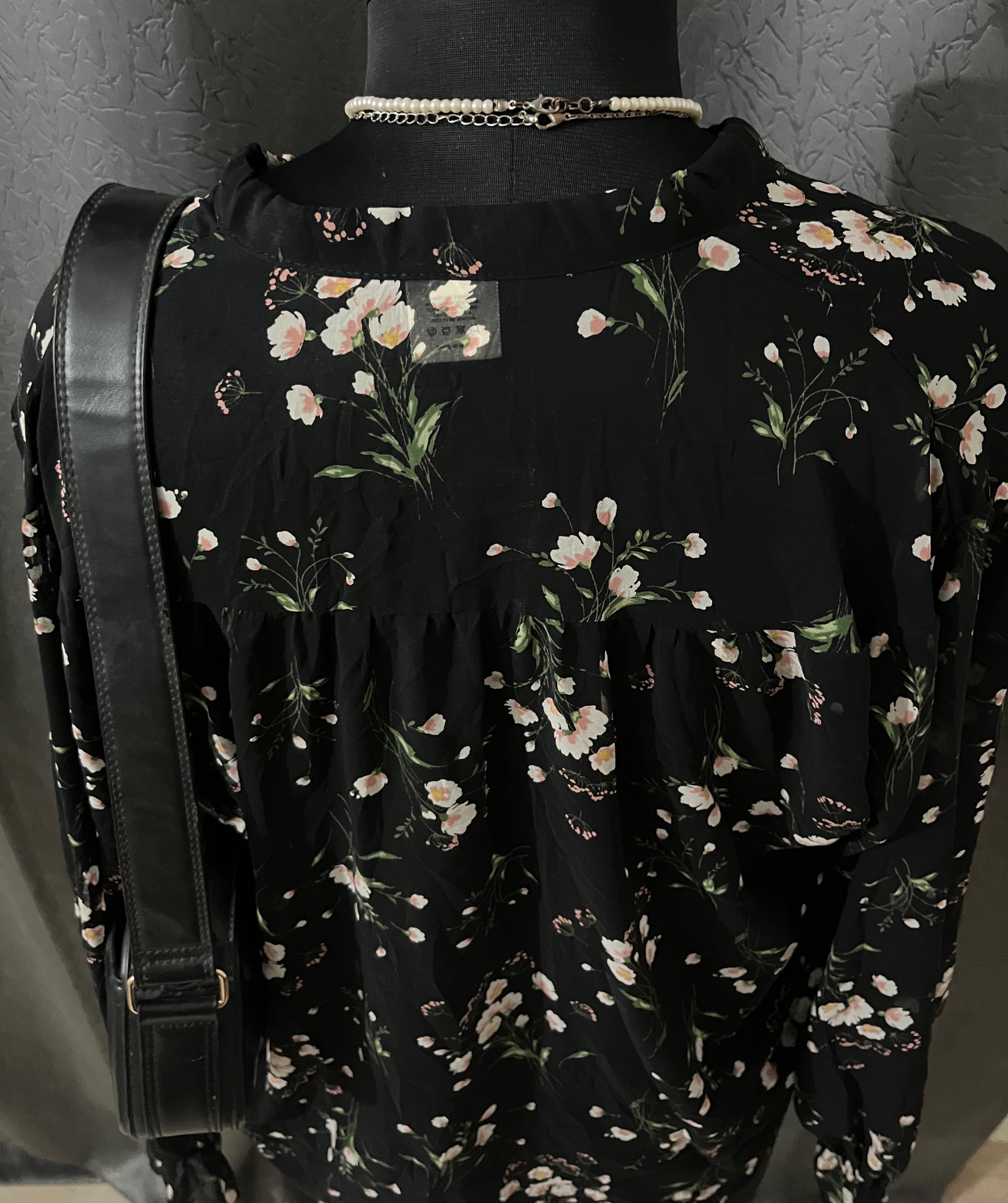 Root Black Floral Sheer Blouse (Size M)