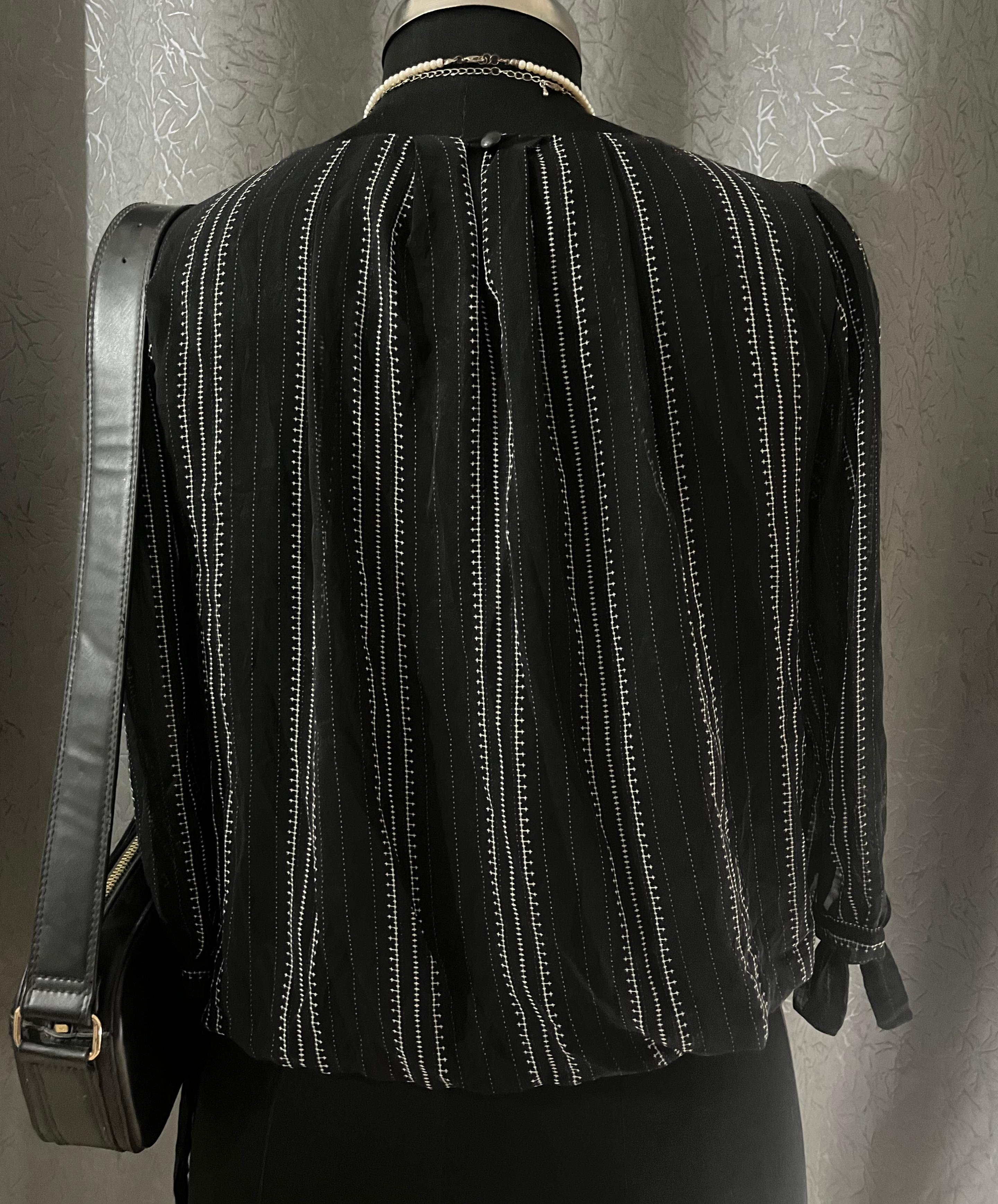 Chic Black Striped Blouse with Shoulder Bag – Size M