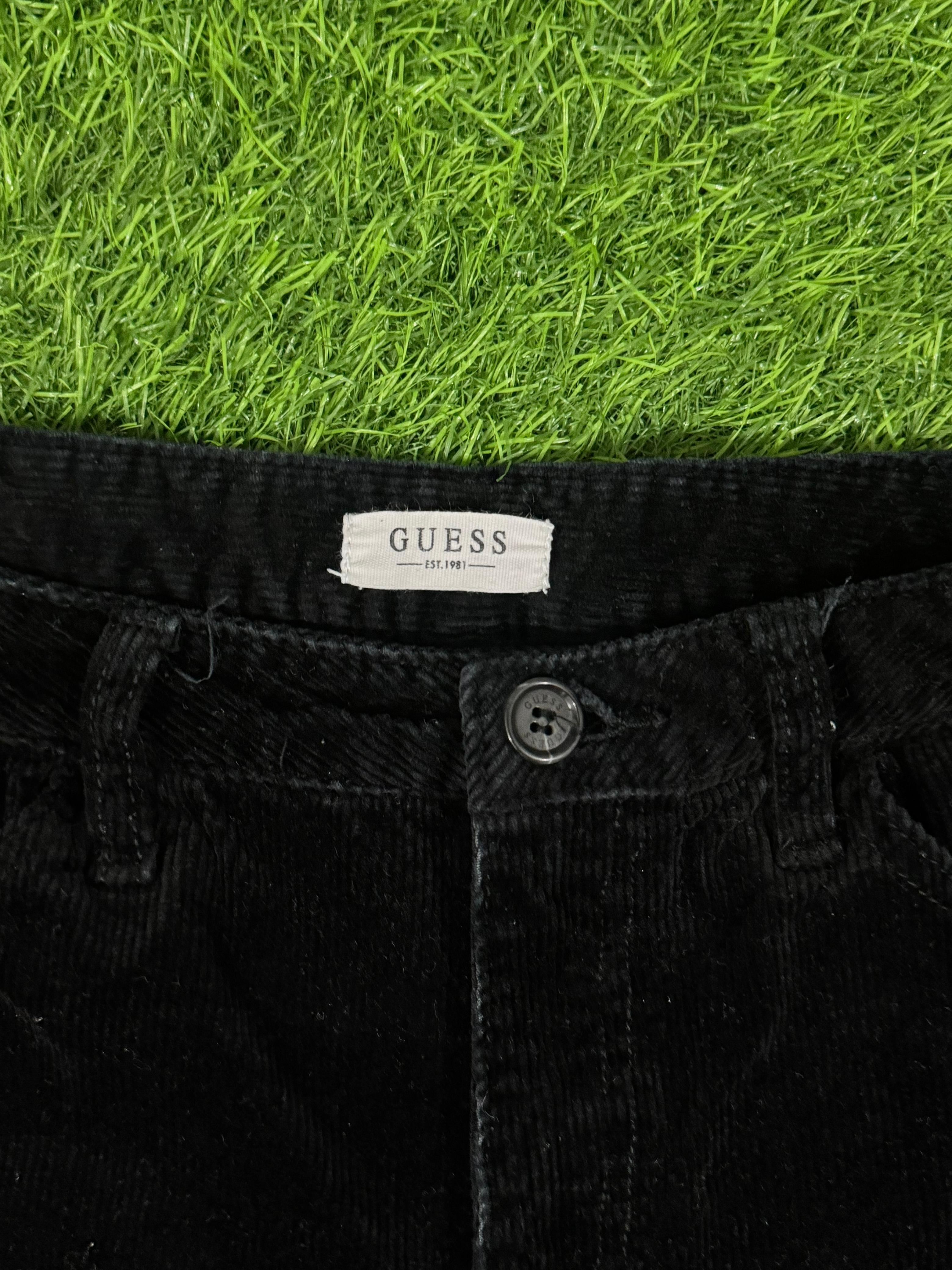 Guess Black Corduroy Pants – Waist 27 (Length 36")