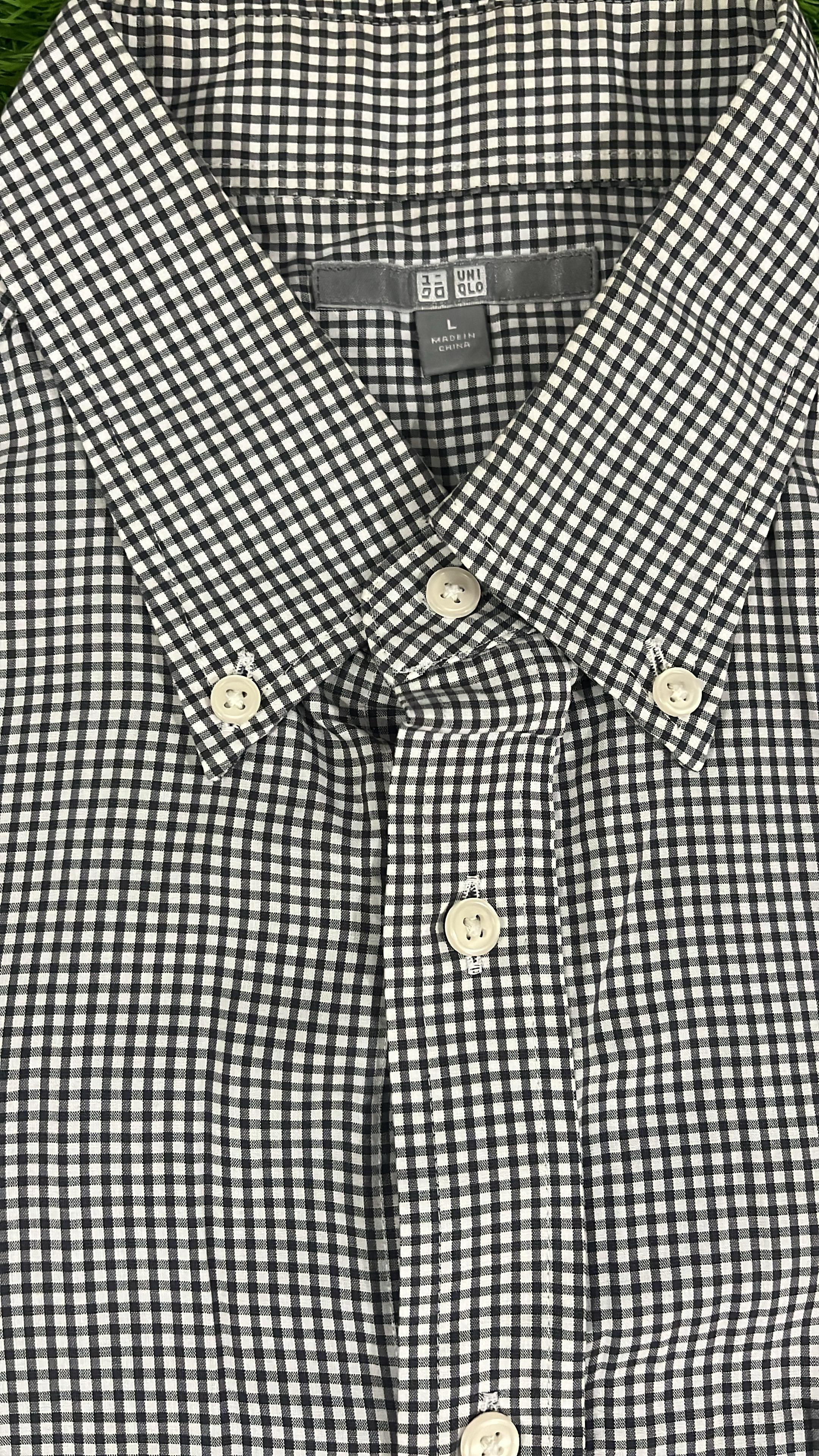 Uniqlo Classic Checkered Short-Sleeve Shirt – Black & White