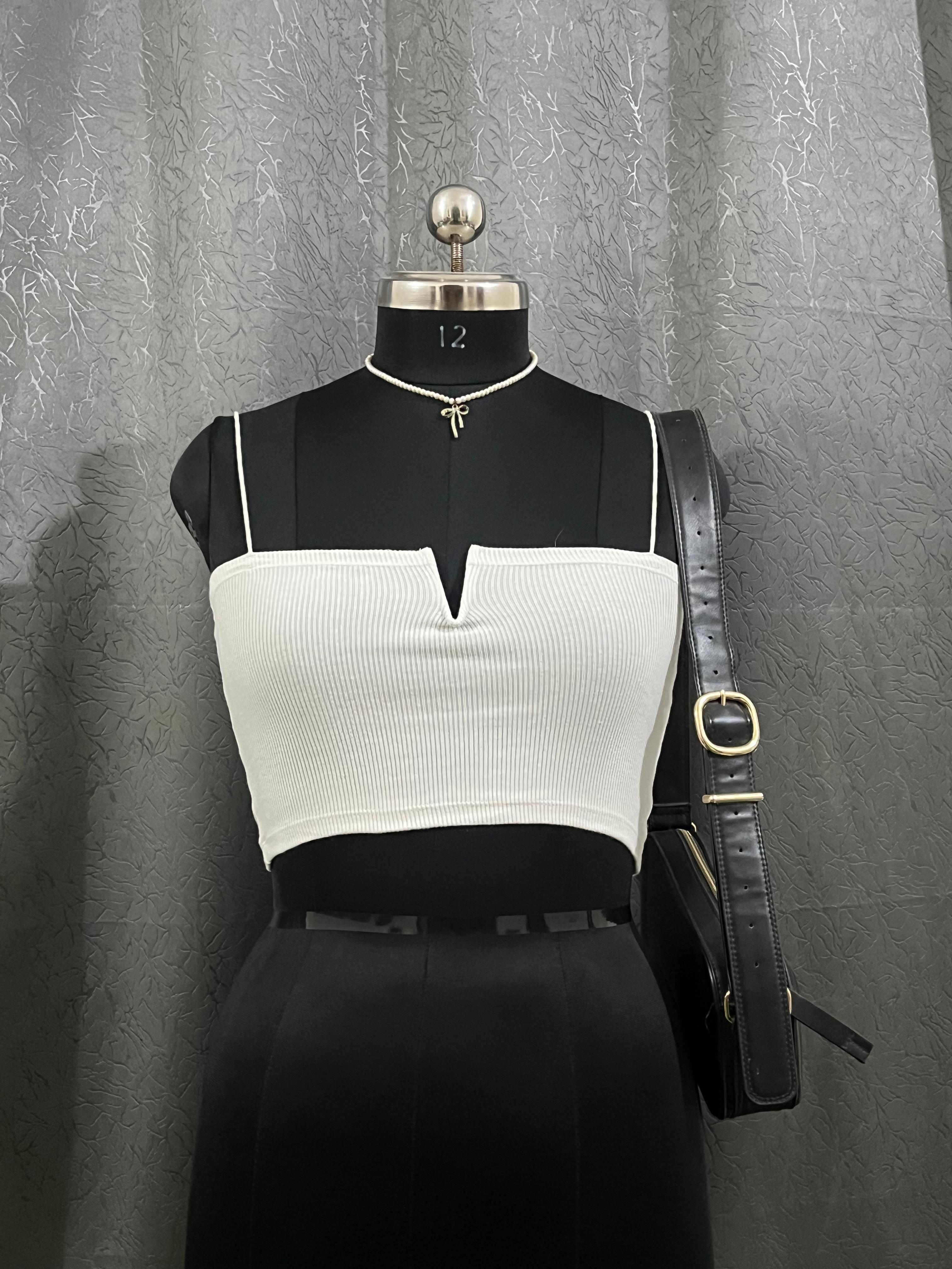 ZARA White Ribbed Crop Top – Size M