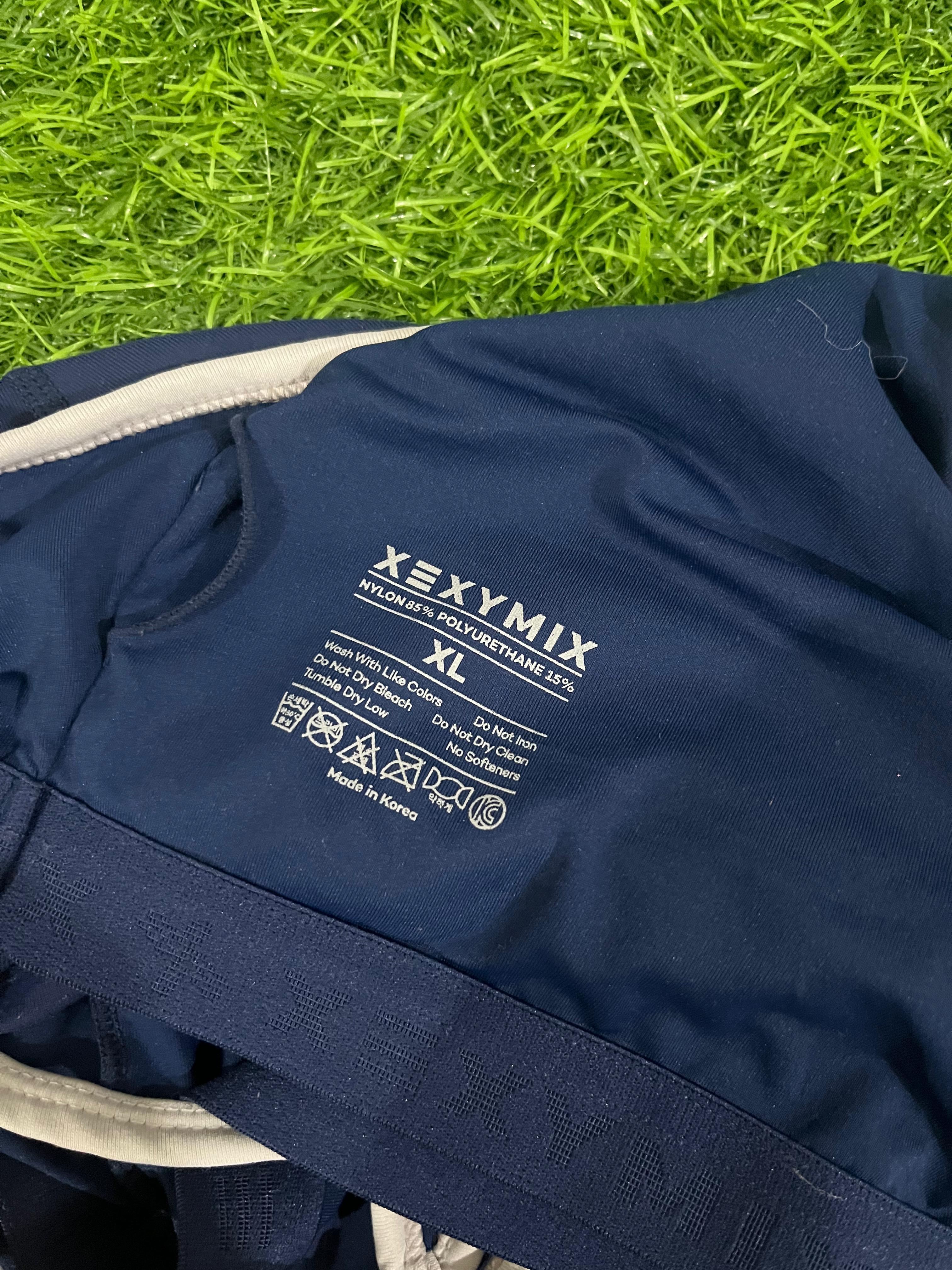 XEXYMIX Navy Blue Strappy Activewear Crop Top – Size XL
