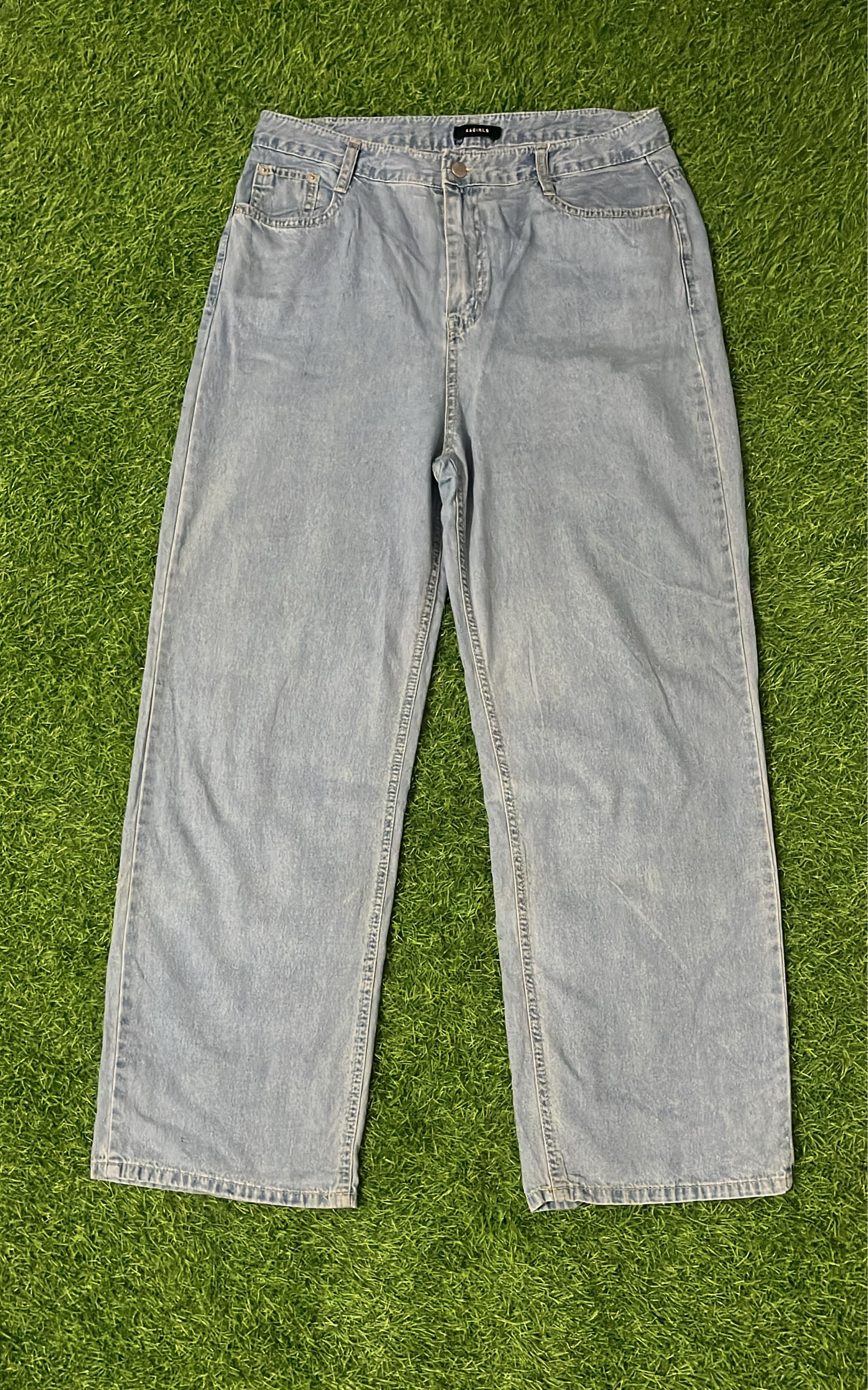 66Girls Light Wash Relaxed Fit Jeans – Vintage Korean Streetwear