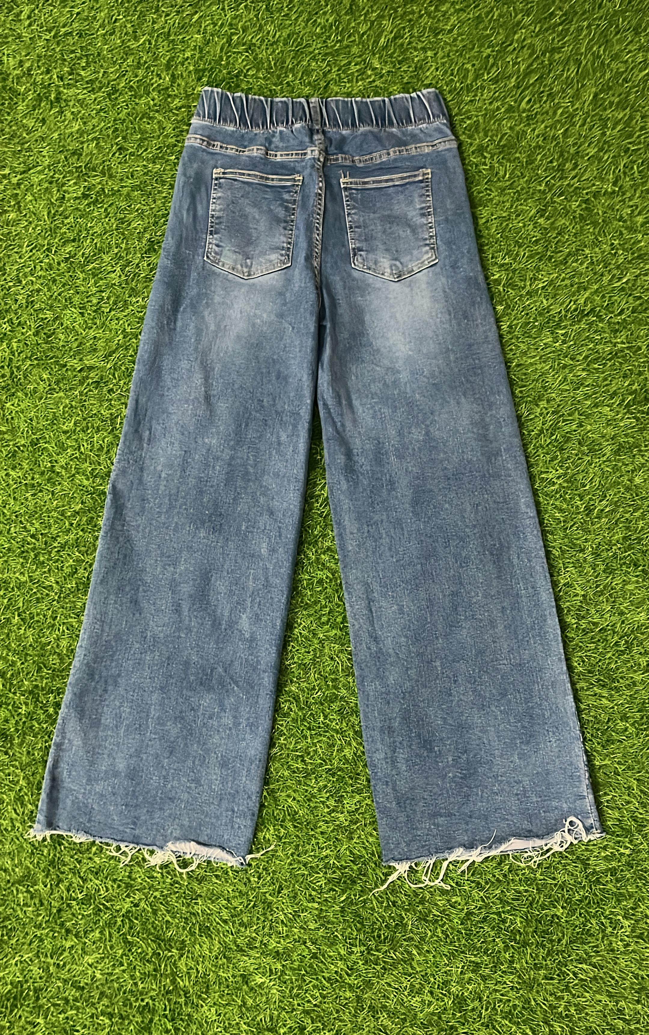 Wide Leg Frayed Hem Jeans – Vintage Blue