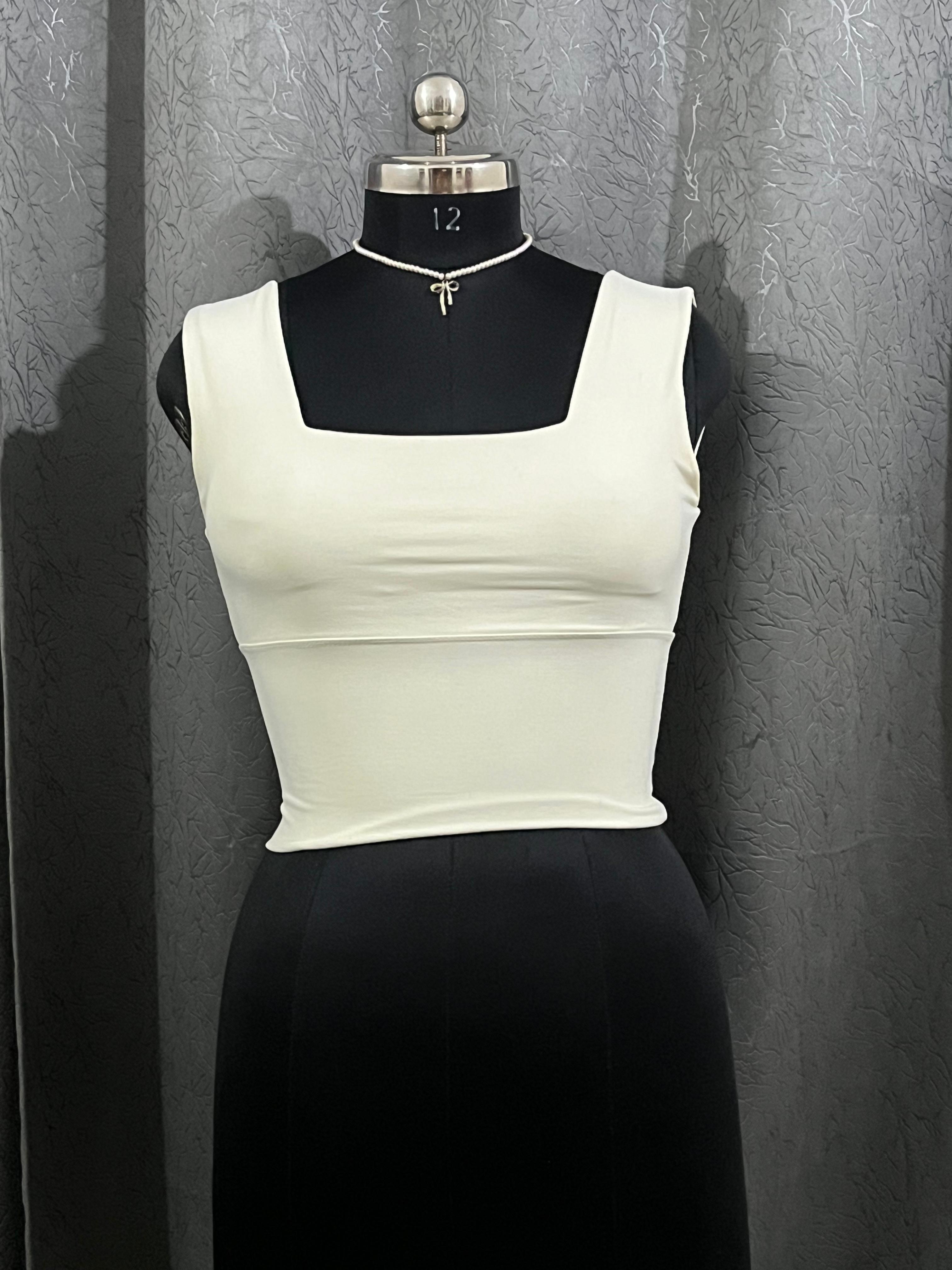 Classic White Sleeveless Crop Top – Size M