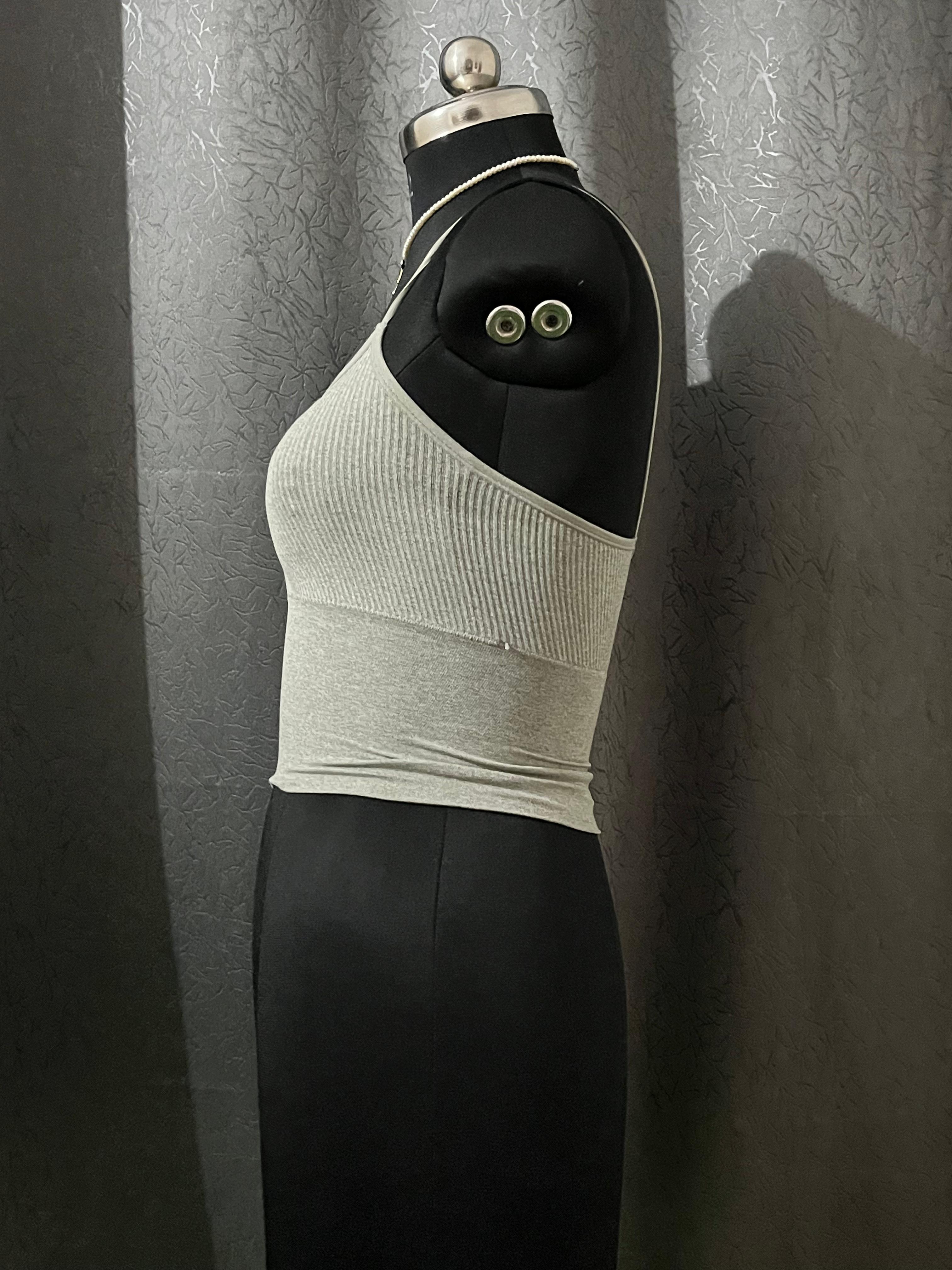Light Grey Ribbed Spaghetti Strap Crop Top – Size M