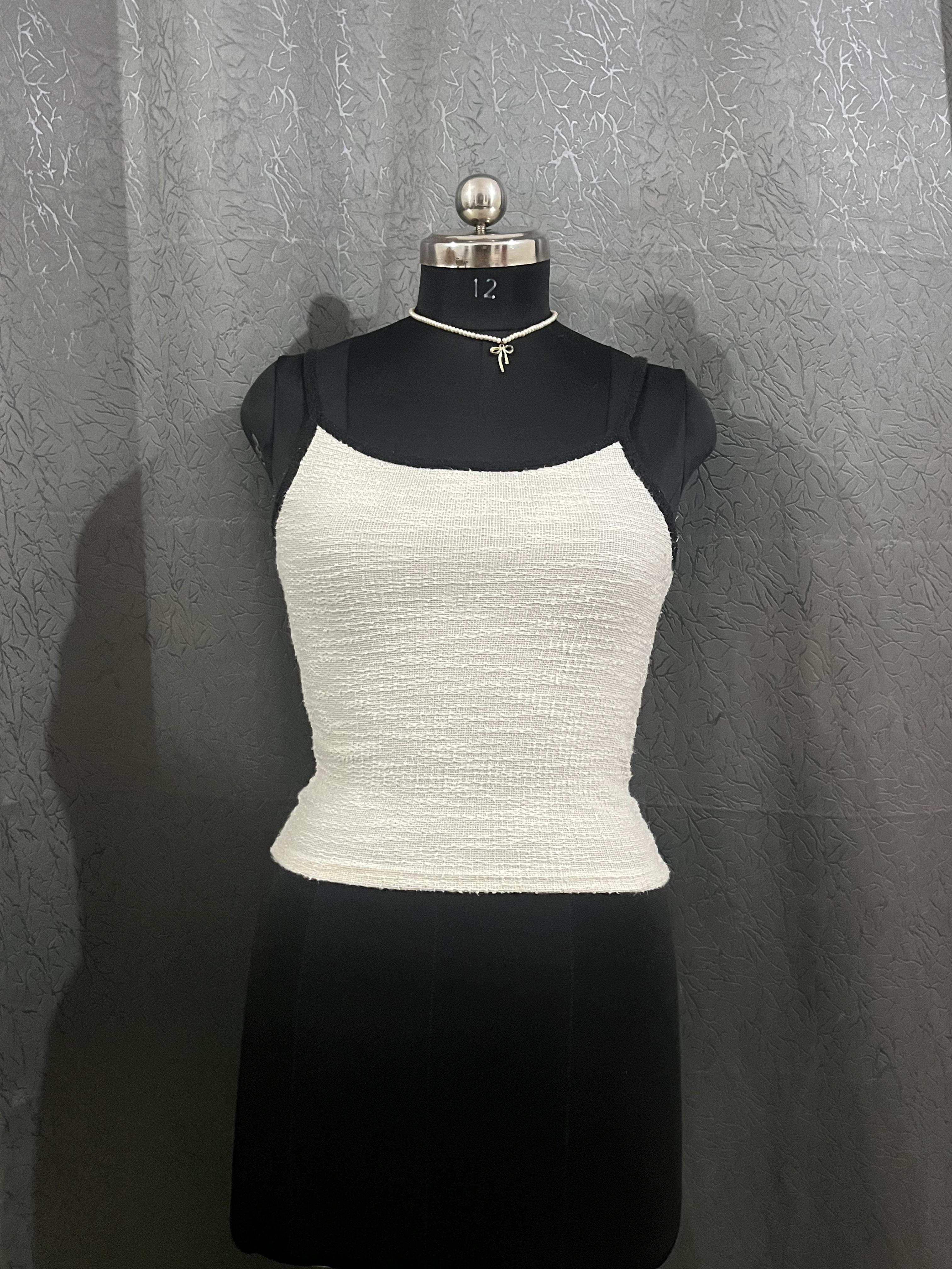 White Textured Knit Tank Top – Size M