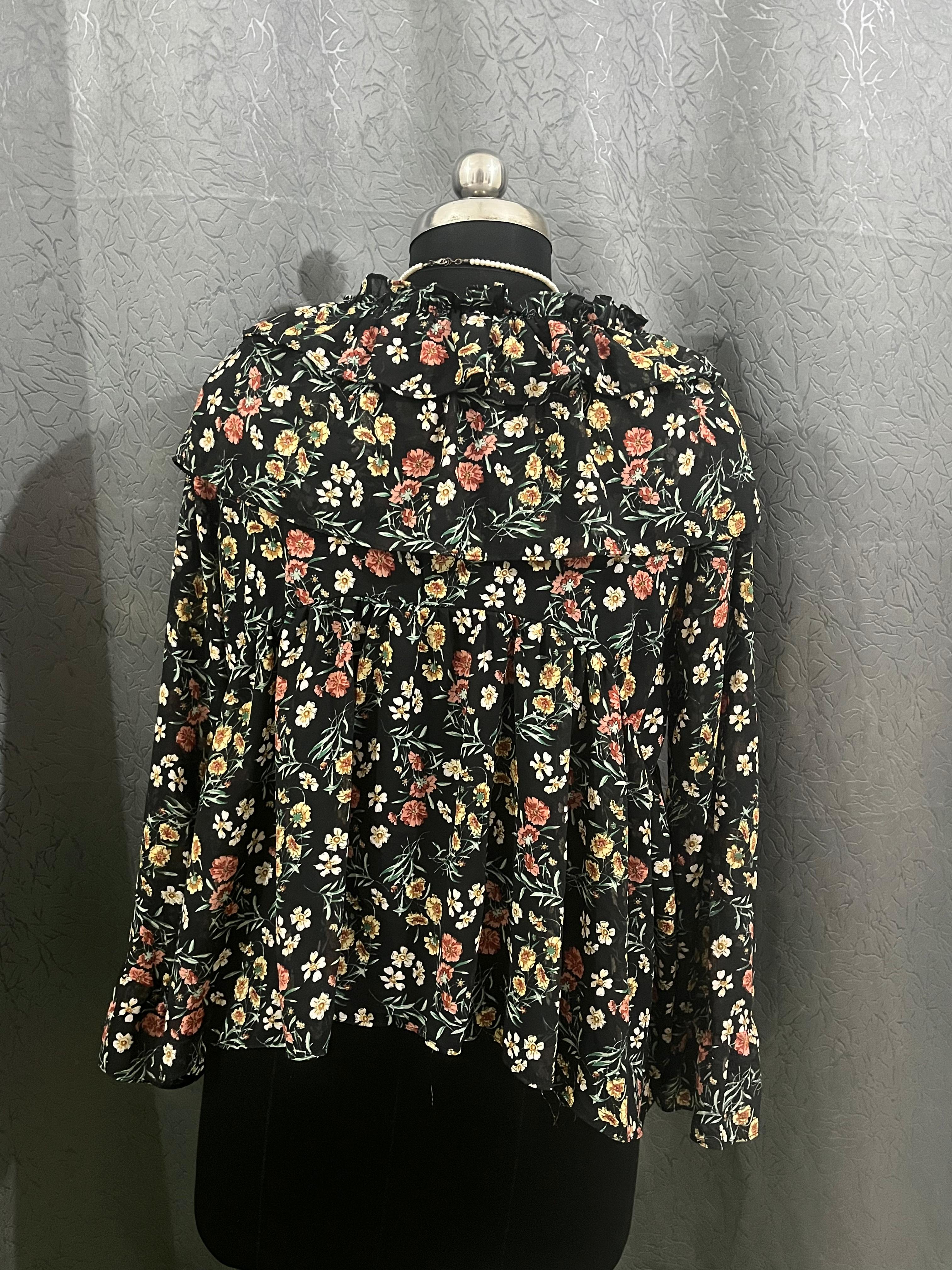 Vintage-Inspired Floral Ruffle Blouse (Size M)