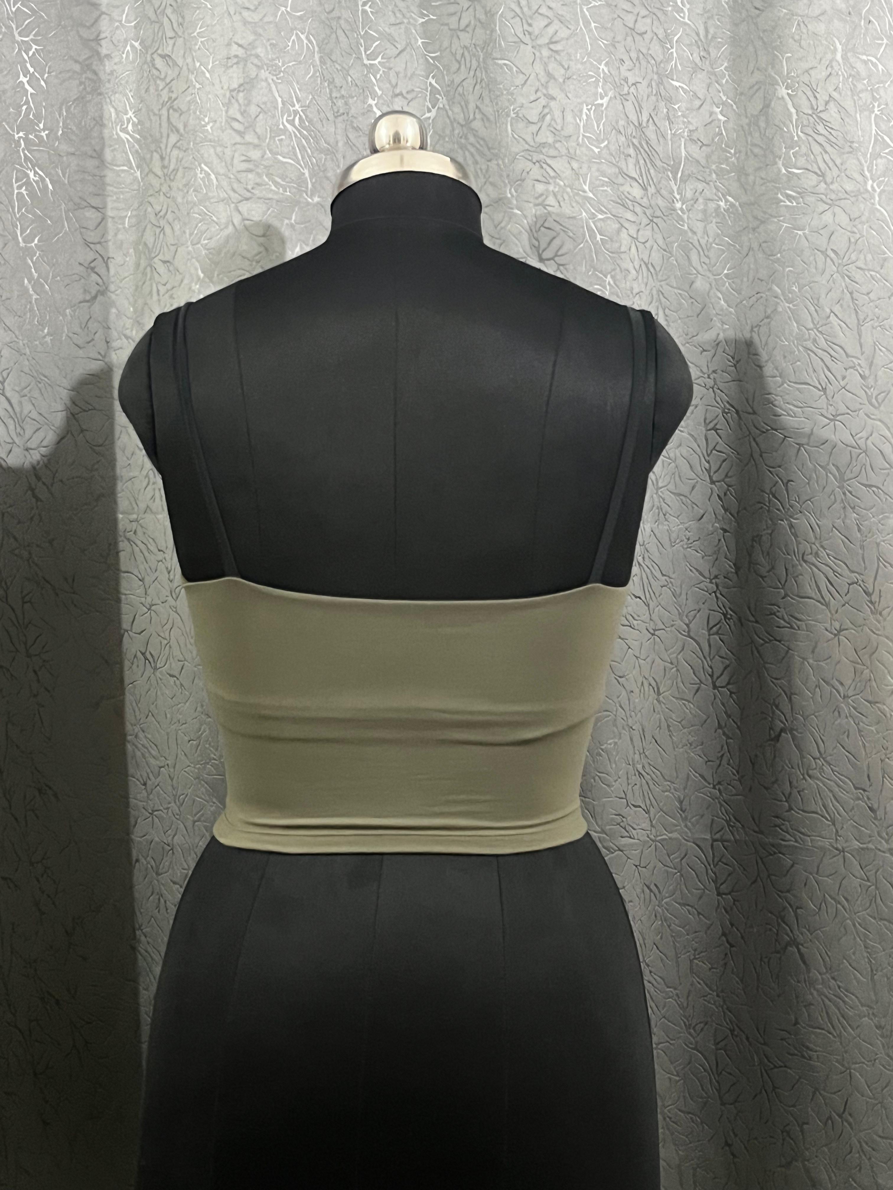 XEXYMIX Olive Green Performance Crop Top (Size M)