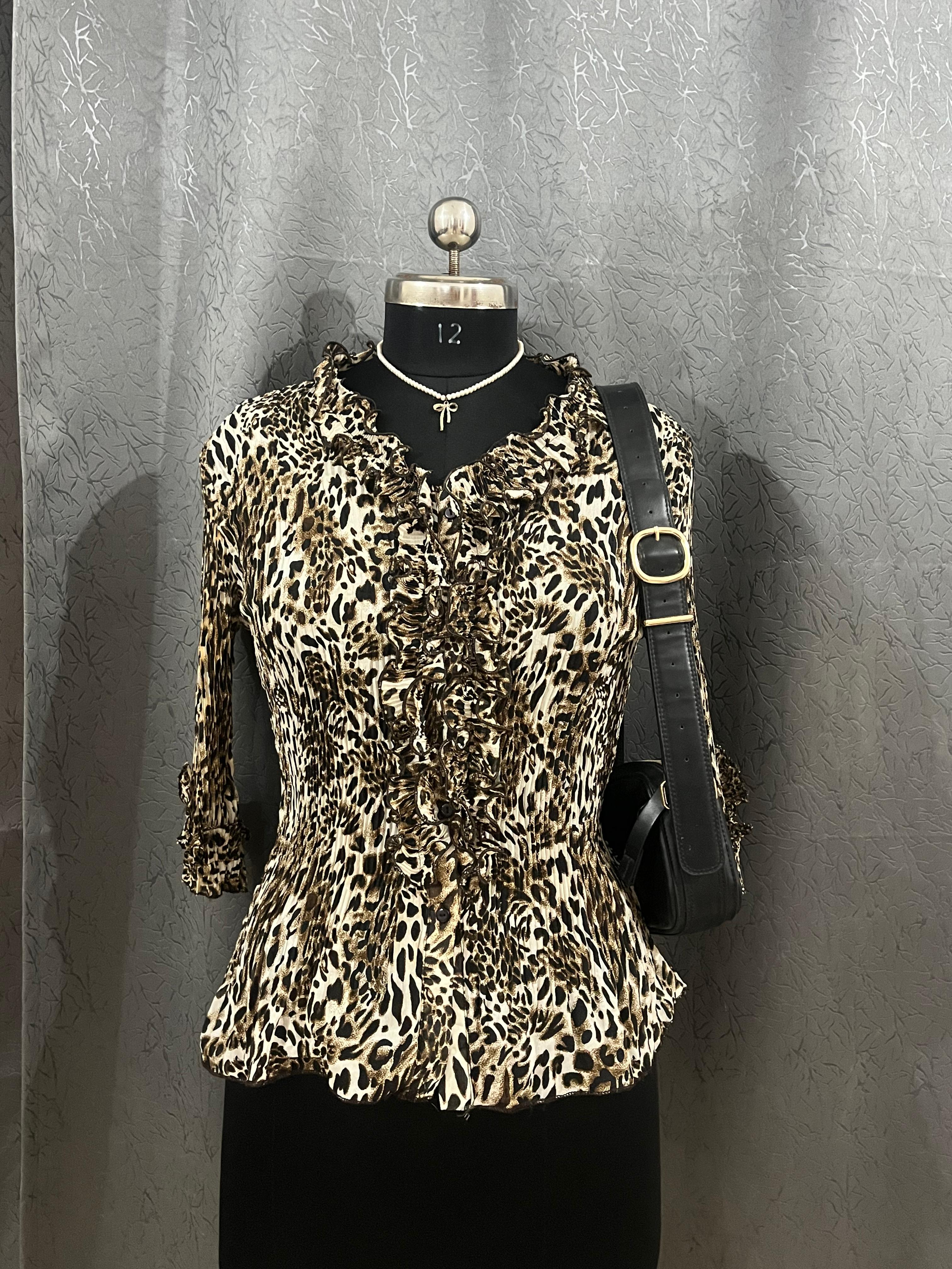 Vintage Leopard Print Ruffle Blouse – Size M
