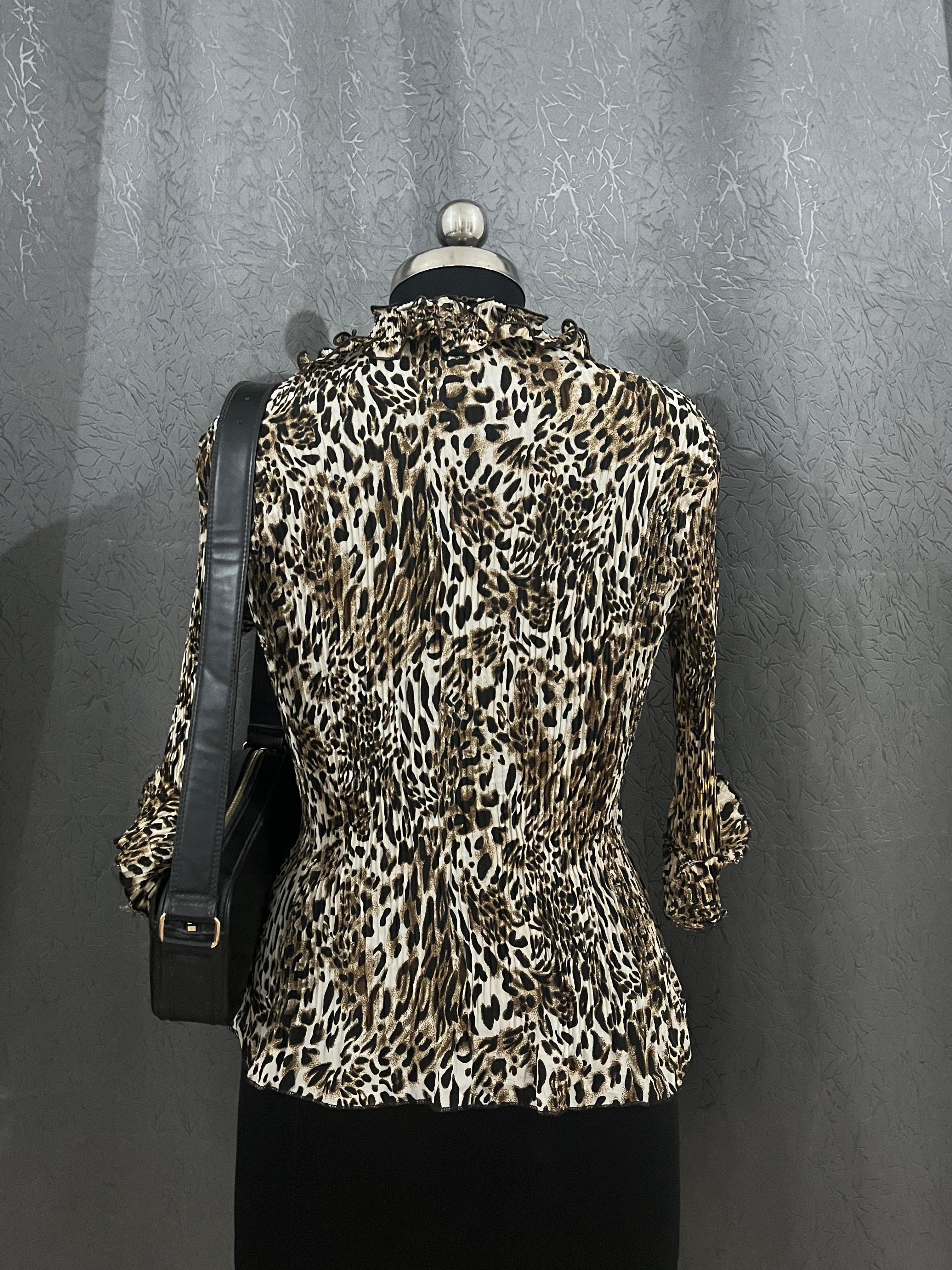 Vintage Leopard Print Ruffle Blouse – Size M