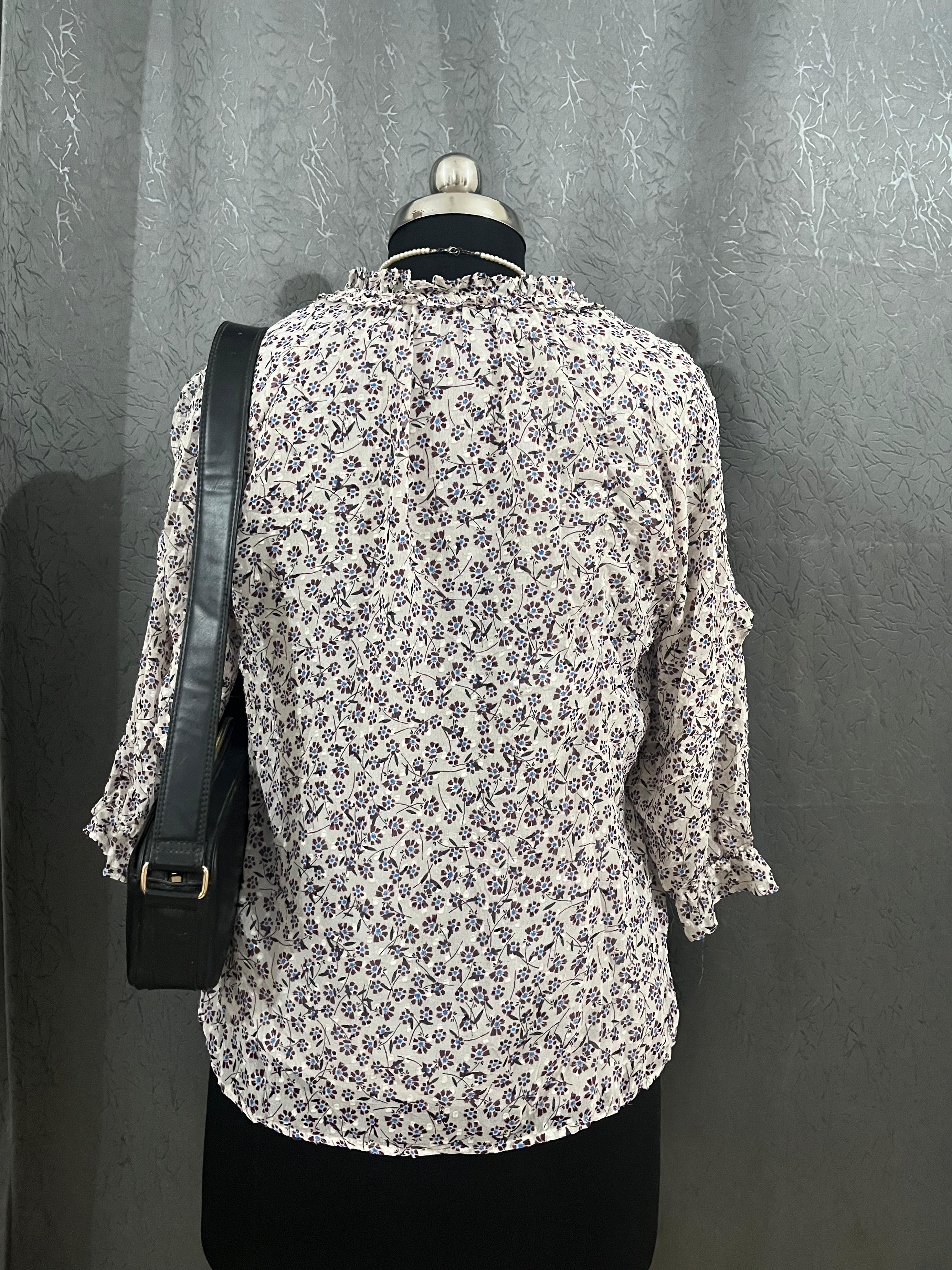 Vintage-Inspired Floral Ruffle Blouse – Size M