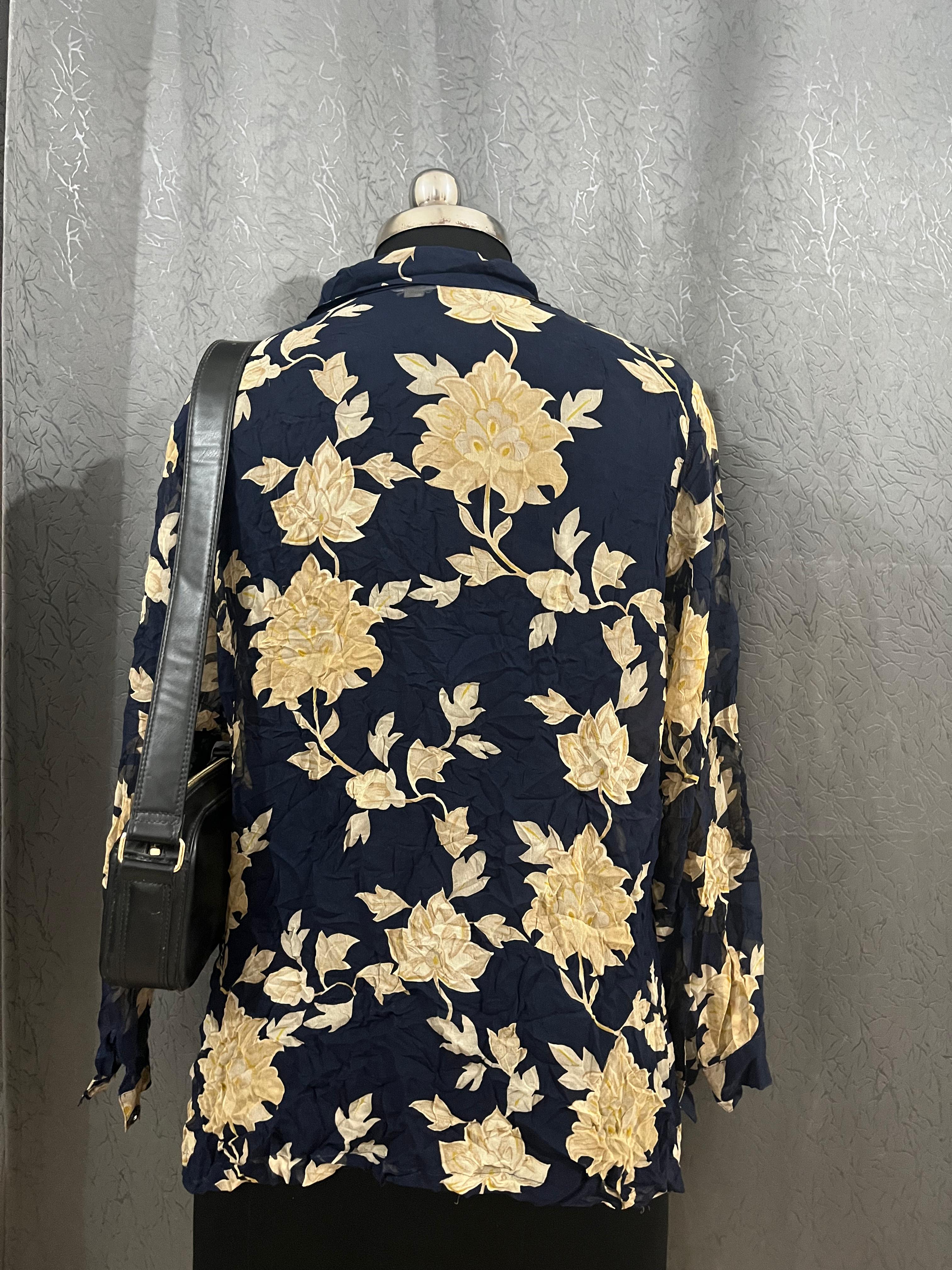 Vintage Navy Floral Button-Up Blouse – Size M