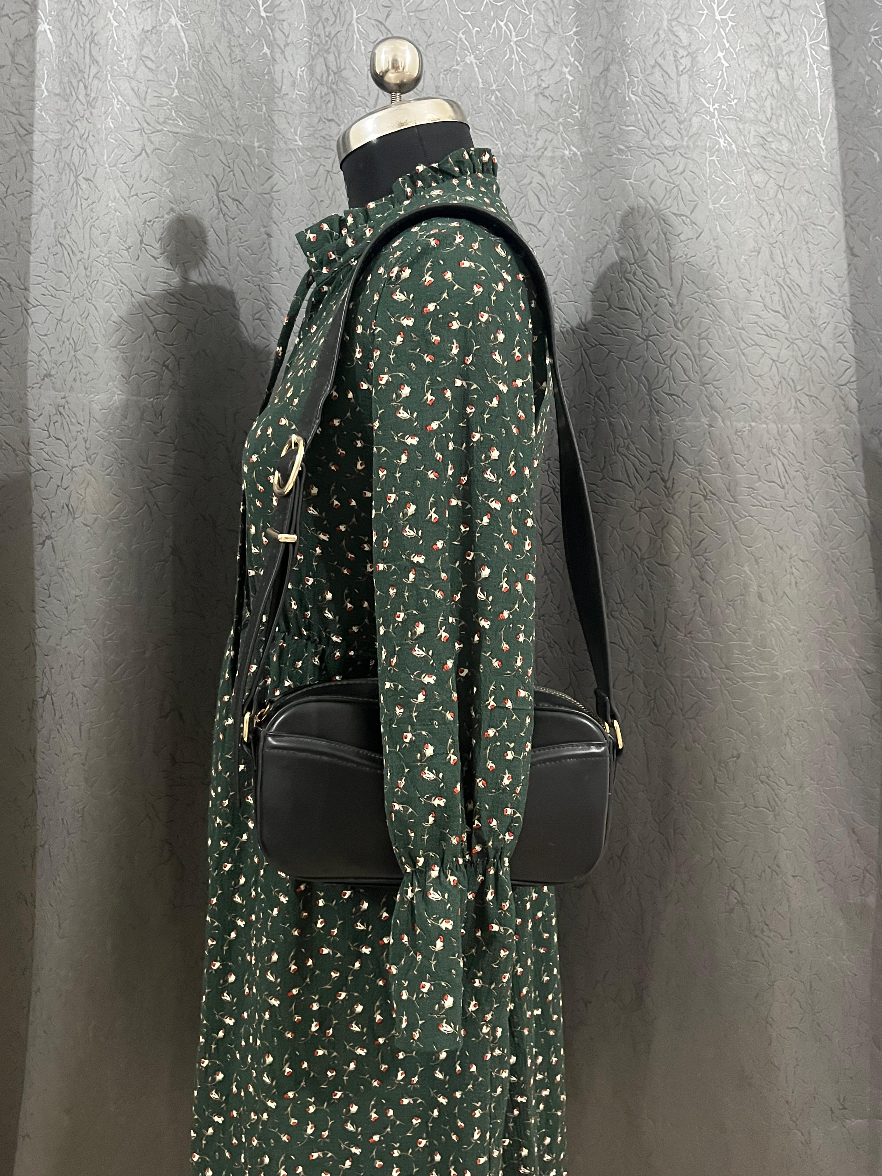 Dark Green Floral Long Sleeve Midi Dress – Size L