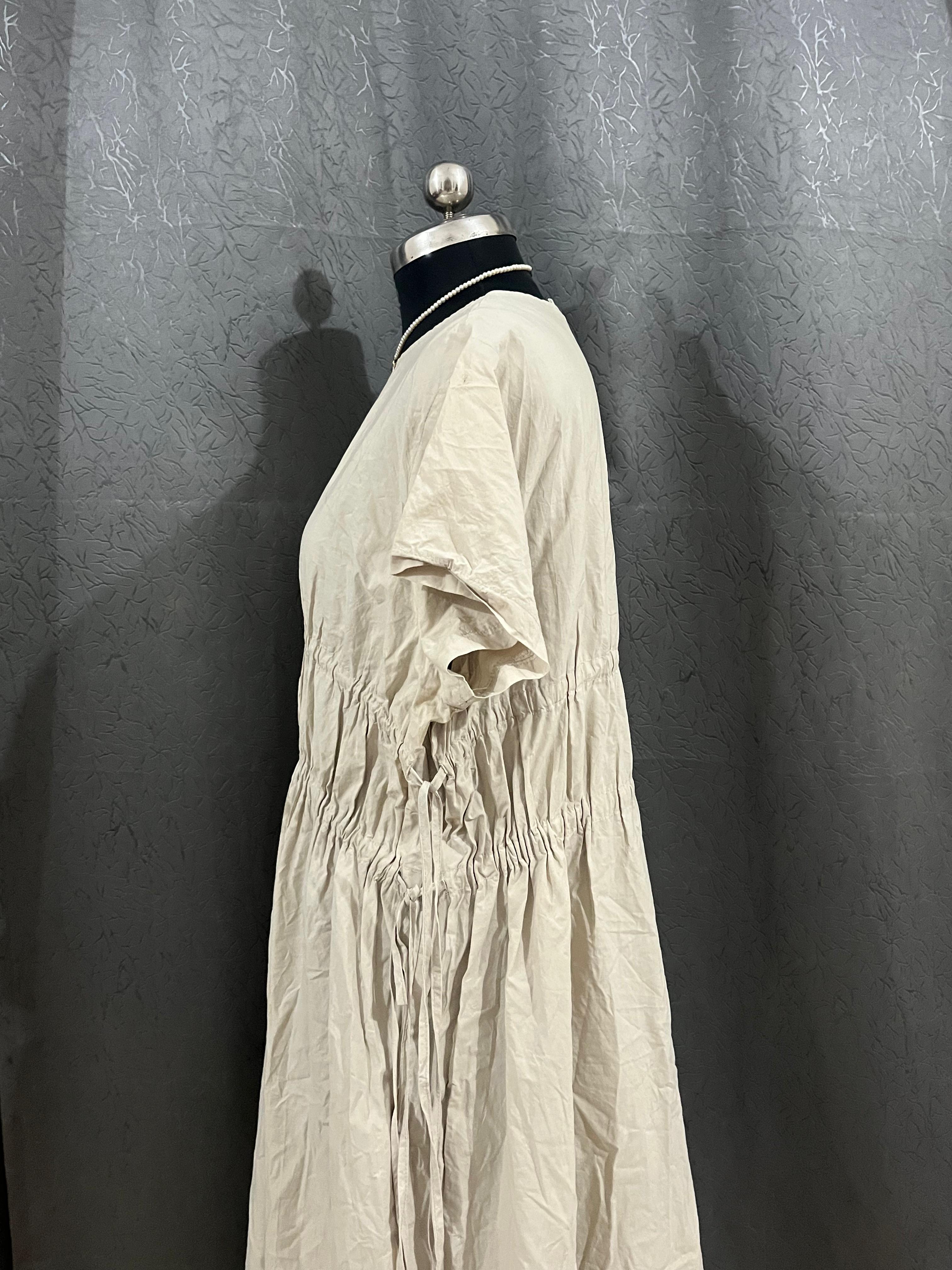Minimalist Beige Short Sleeve Midi Dress – Size L
