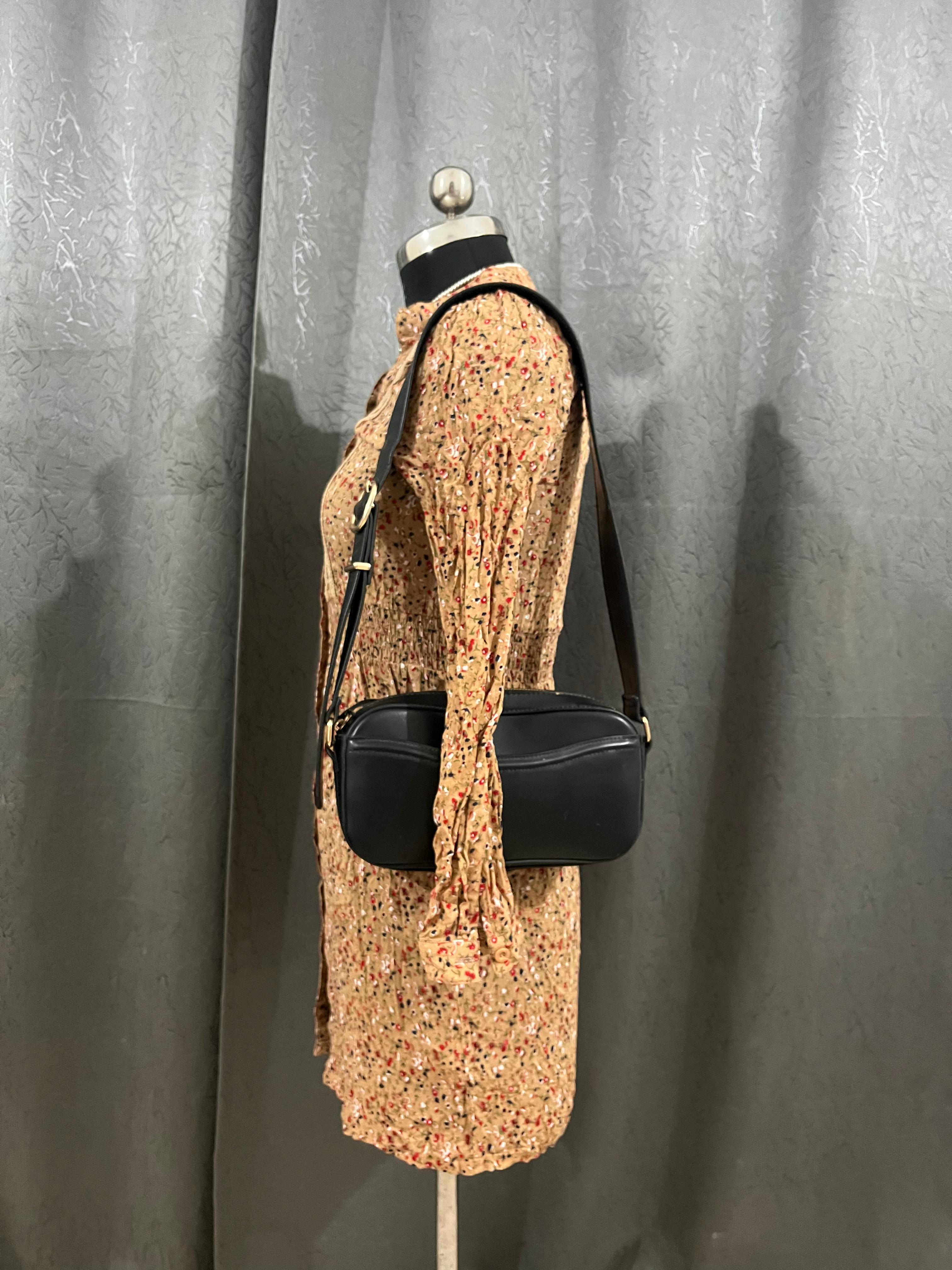 Beige Floral Button-Down Mini Dress – Size M