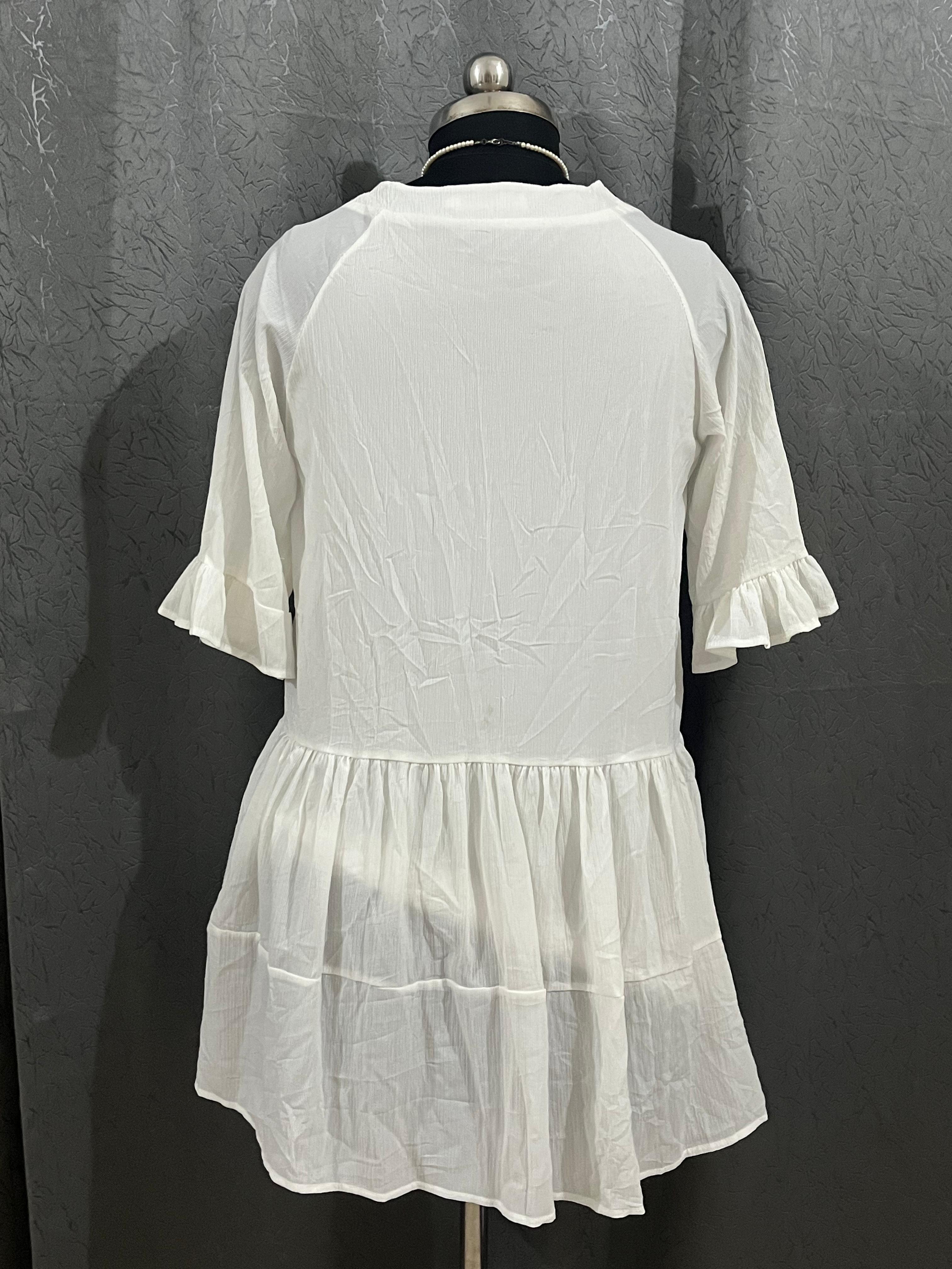 White Boho Ruffle Dress✨ Size: L