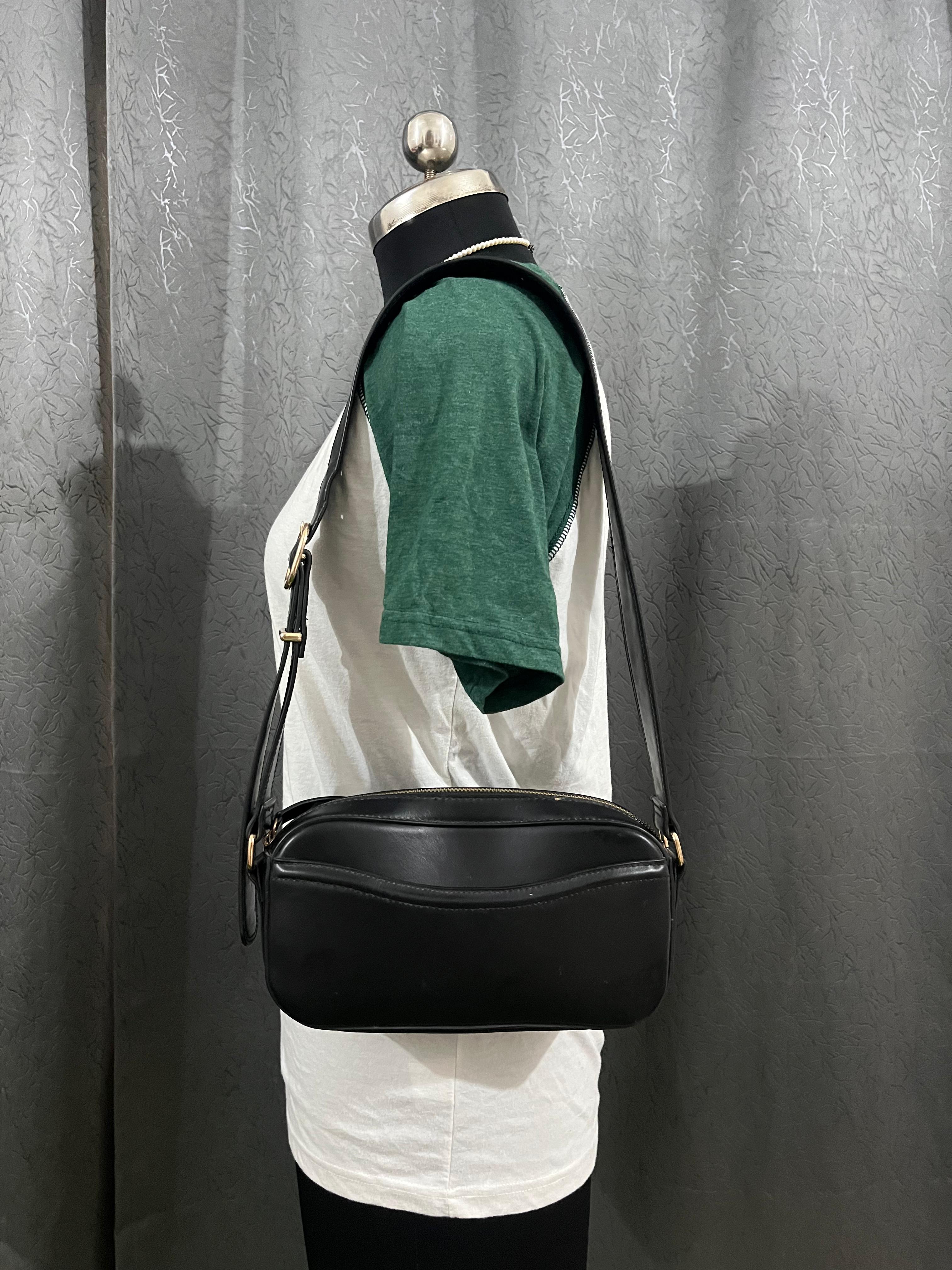 🌿 Green & White Contrast Sleeve Tee (Unisex Style)