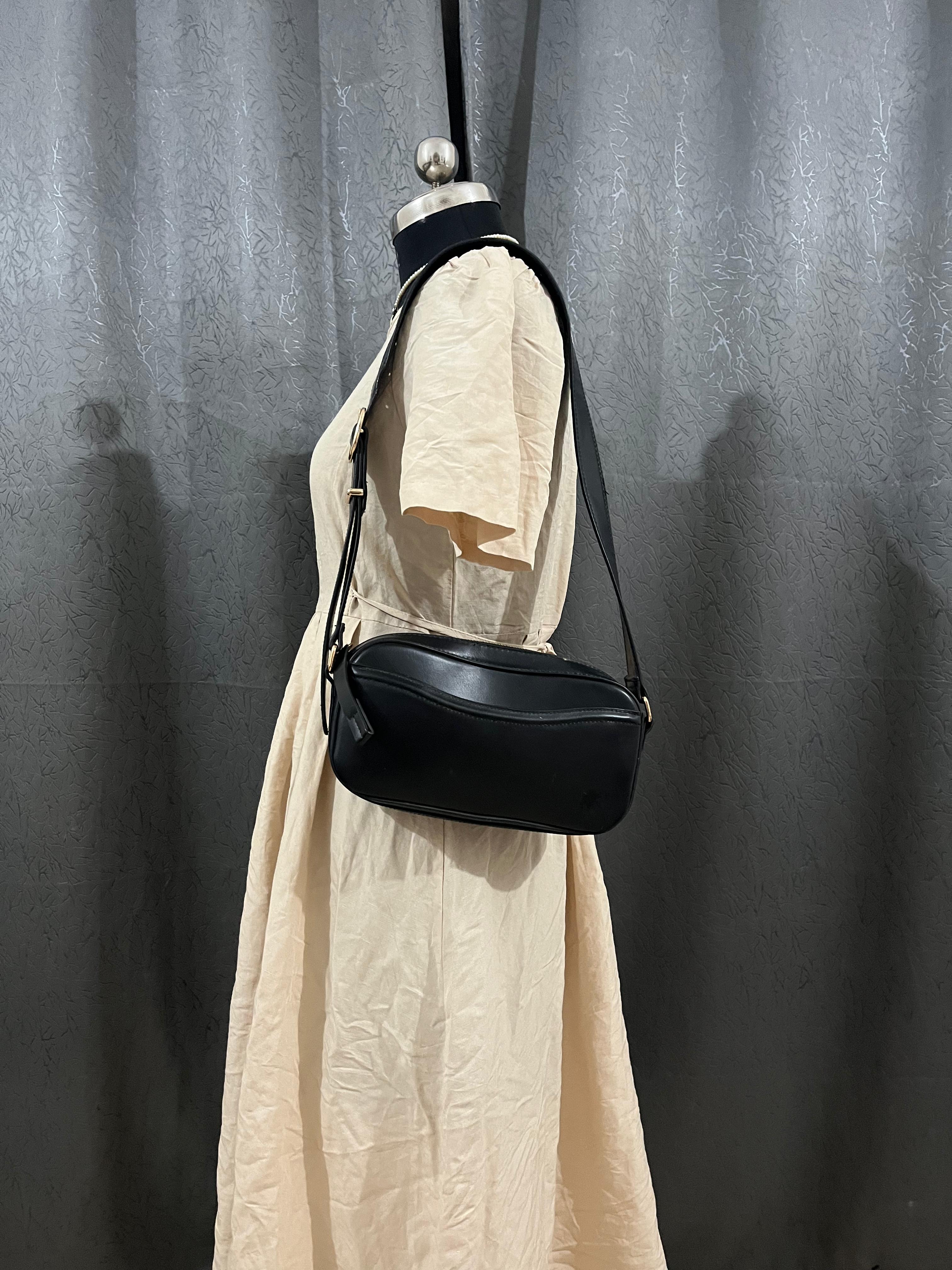 Minimalist Cream Button-Back Midi Dress – Size L