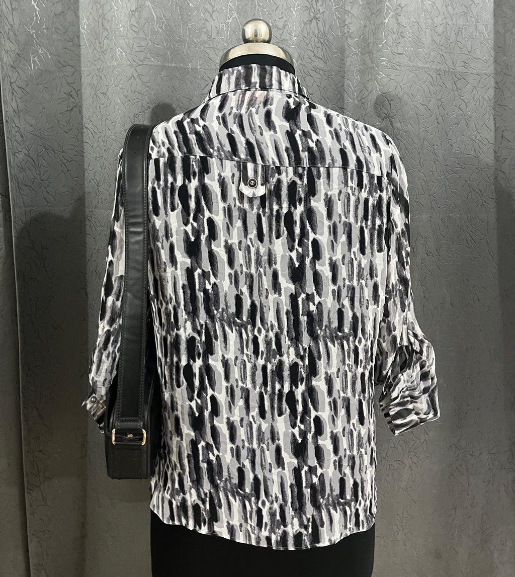 Black & White Striped Longline Shirt – Size M
