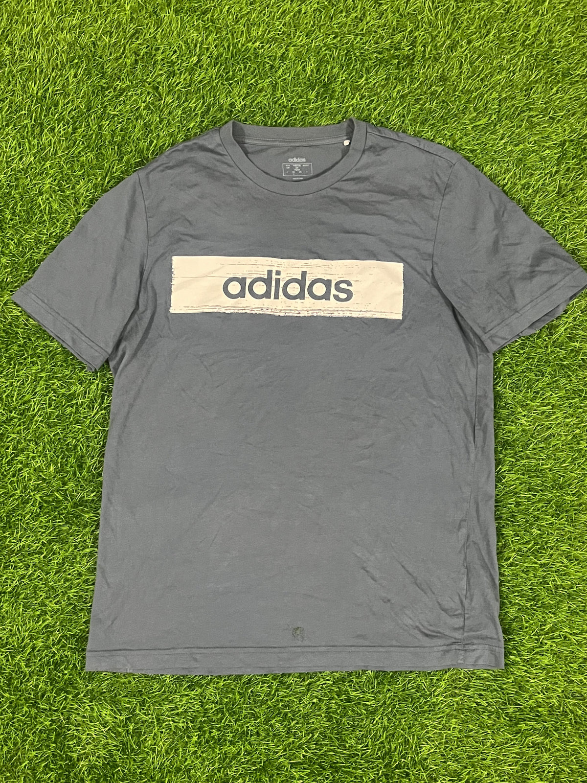 Adidas Graphic Tee – Grey (Size M)