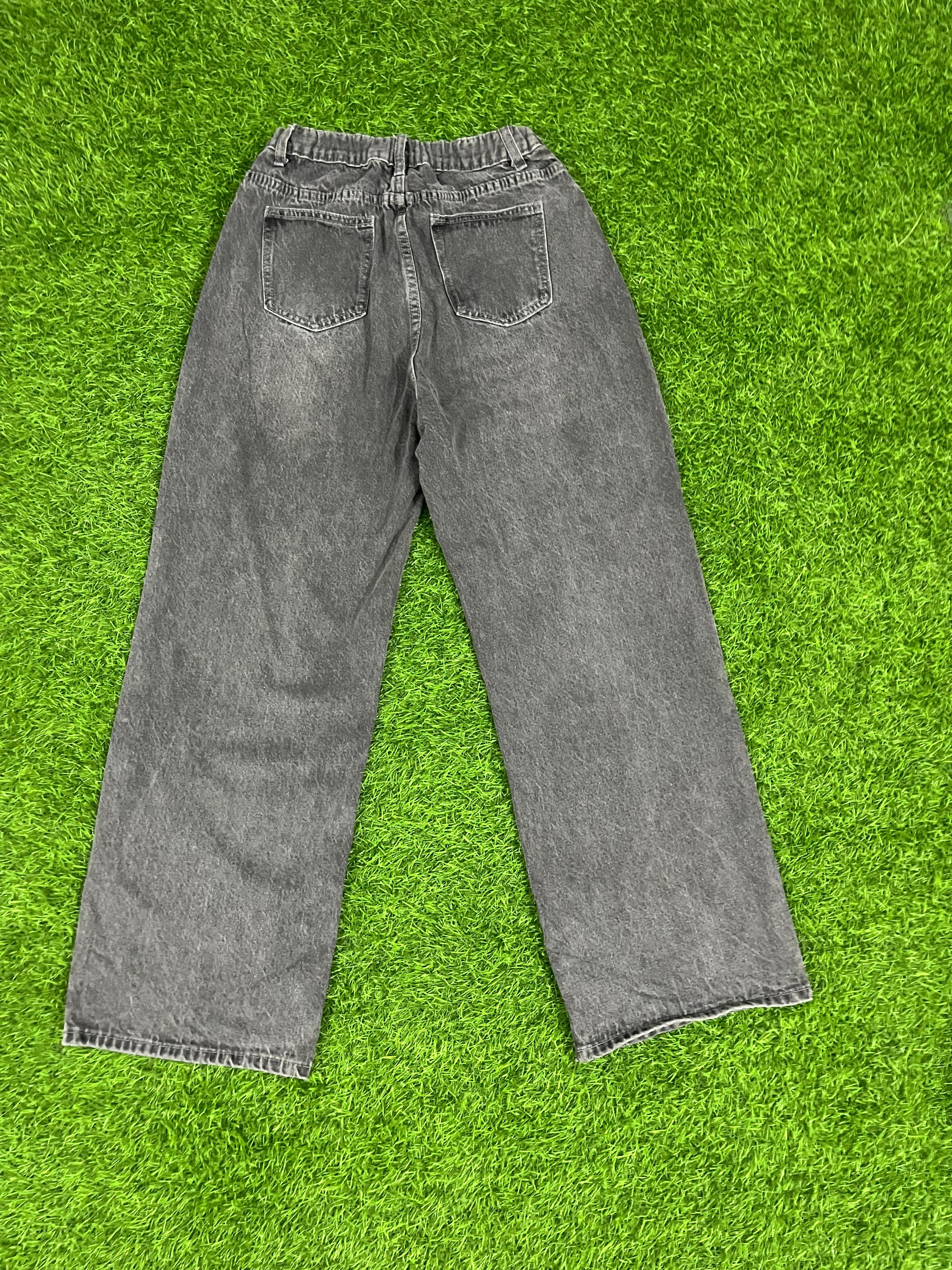 Vintage Gray Washed Relaxed Fit Jeans – Unisex Casual Denim