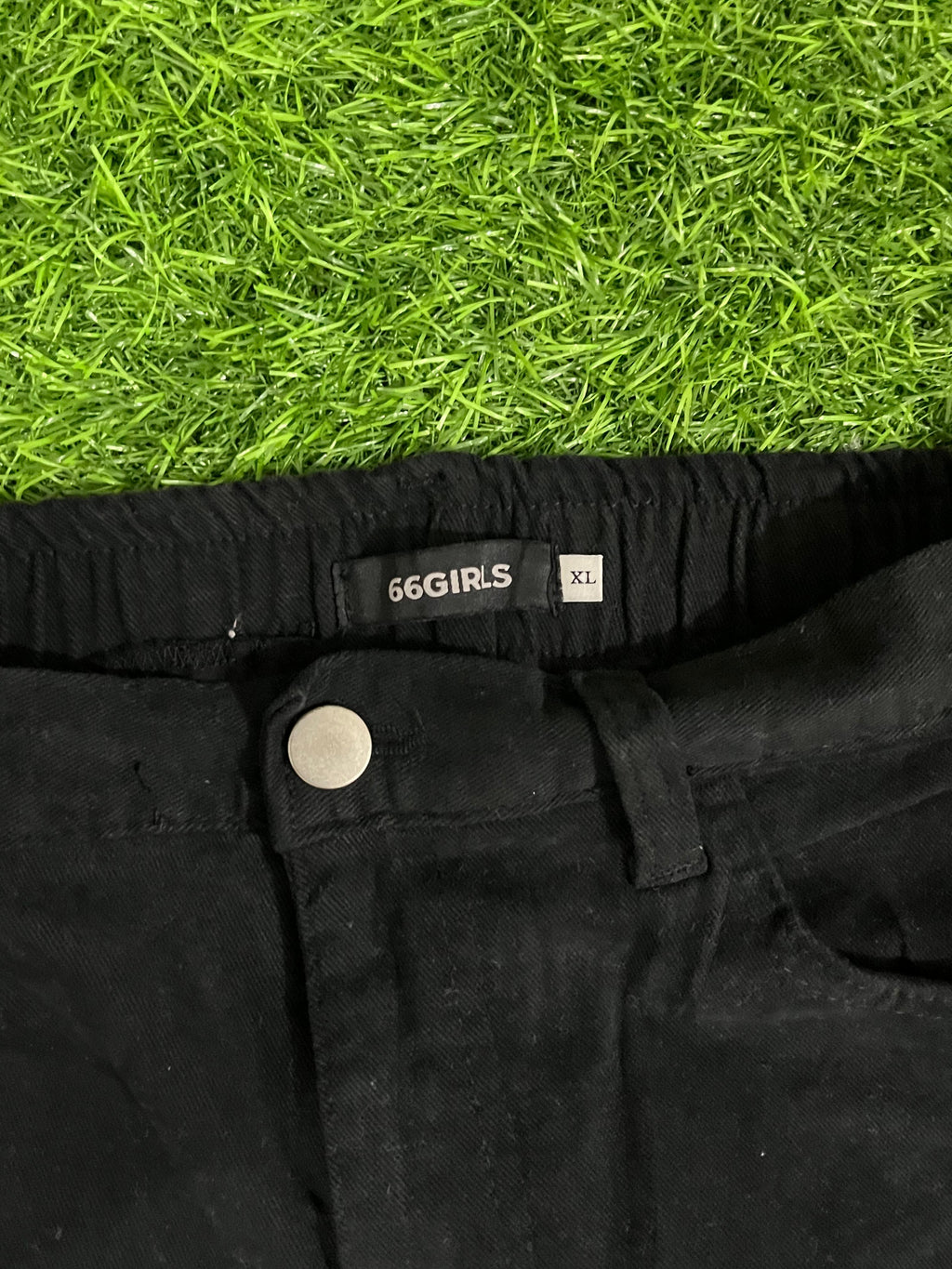 66Girls Black Straight Fit Jeans – XL | Classic High-Rise Denim