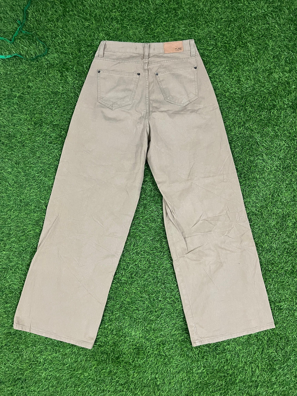 Vintage Beige Wide-Leg Pants – Toy Dress & Un-Toy