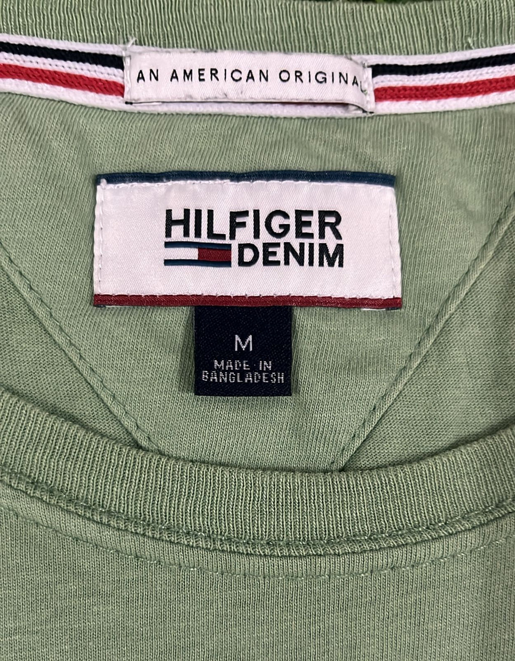 Tommy Hilfiger Denim Olive Green Logo T-Shirt – Size M