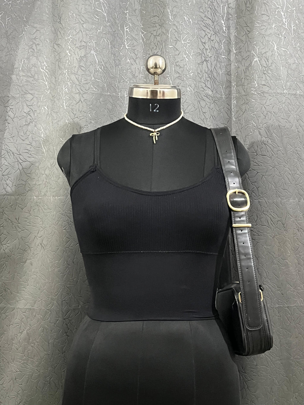 Classic Black Ribbed Crop Tank – Size XL