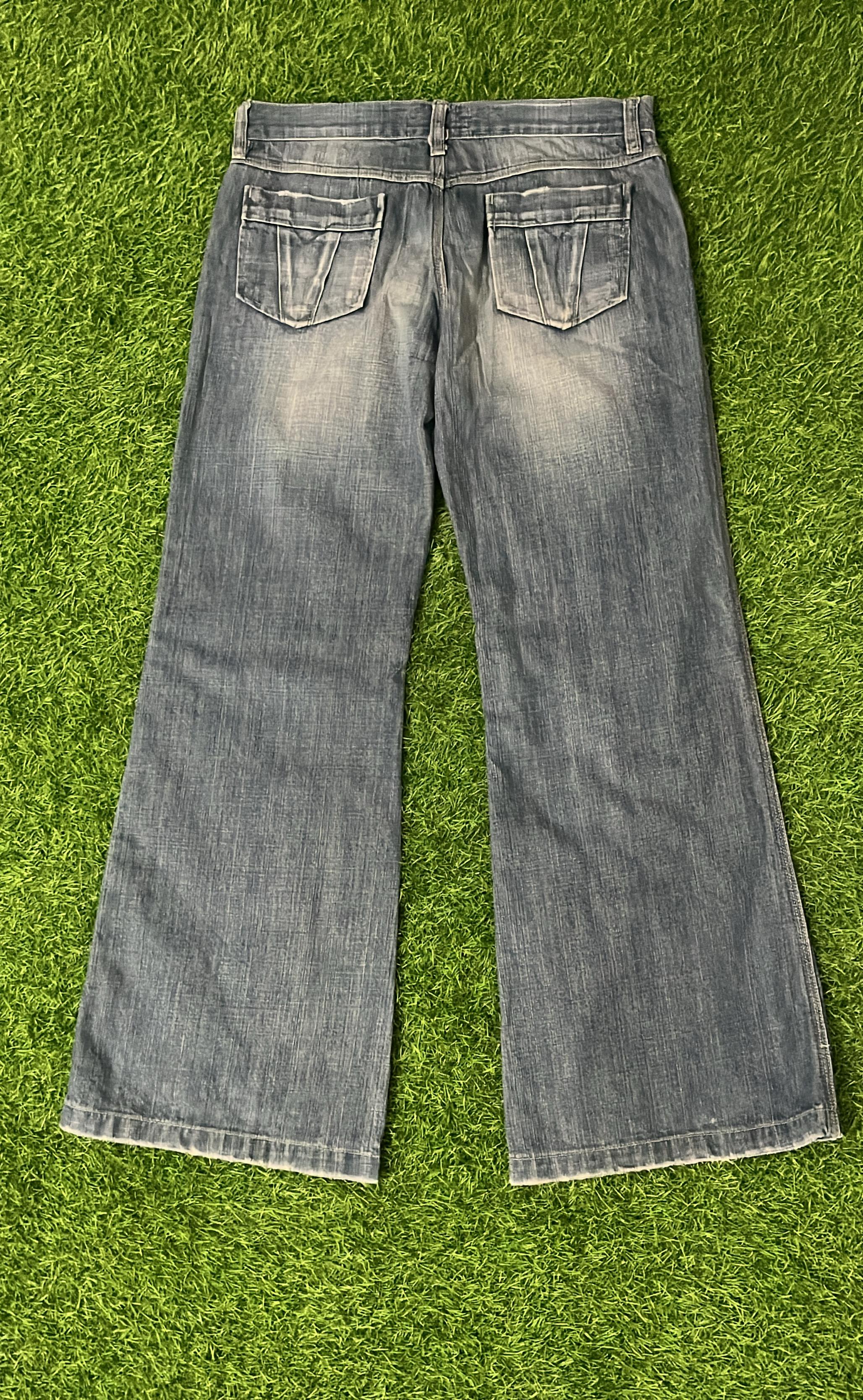 Vintage Maple Wide-Leg Jeans – Waist 16, Length 40