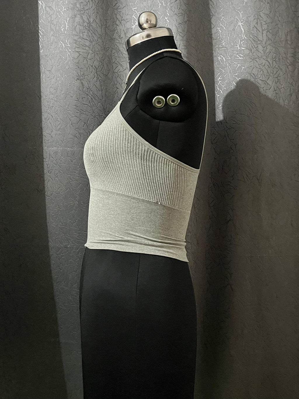Light Grey Ribbed Spaghetti Strap Crop Top – Size M