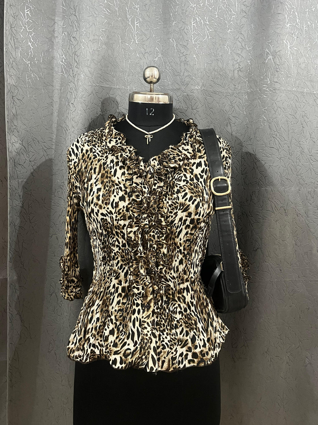 Vintage Leopard Print Ruffle Blouse – Size M