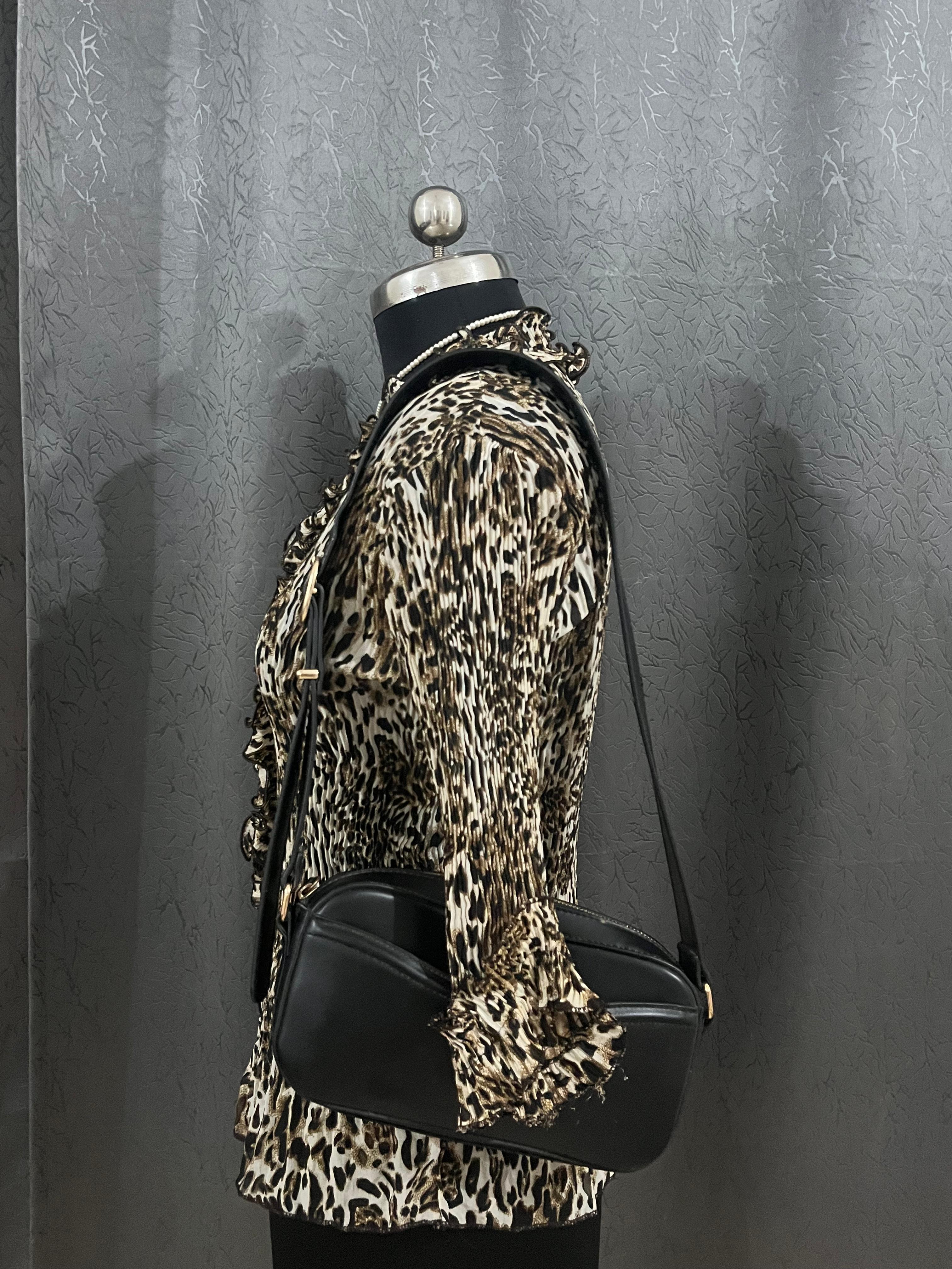 Vintage Leopard Print Ruffle Blouse – Size M