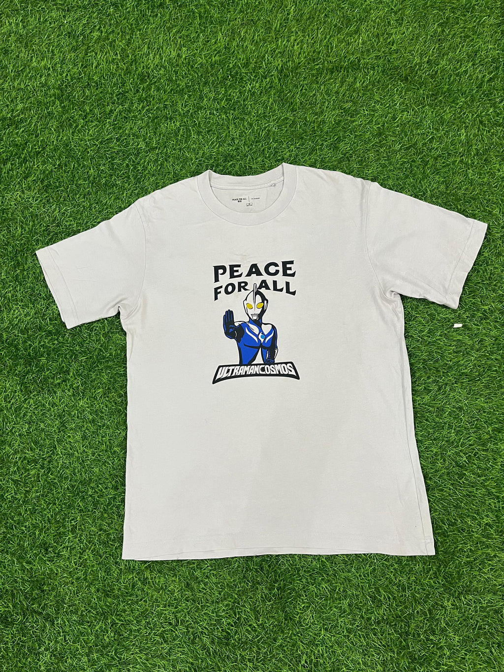 Peace For All Ultraman Cosmos Graphic Tee (Size M)
