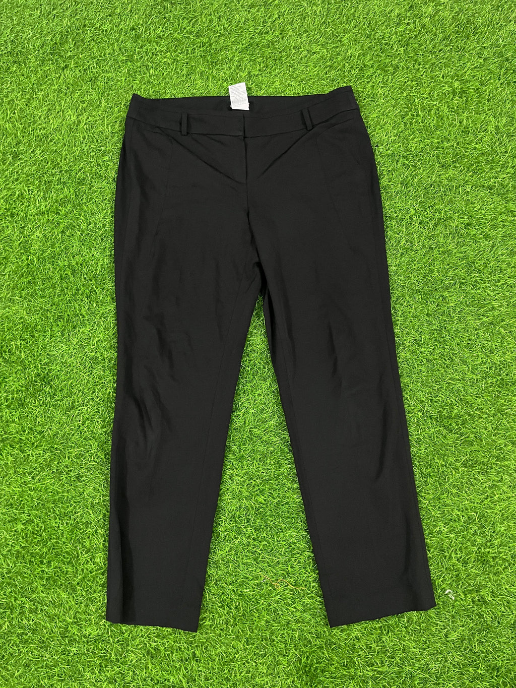 SHESMISS Classic Black Slim-Fit Trousers (Women’s)