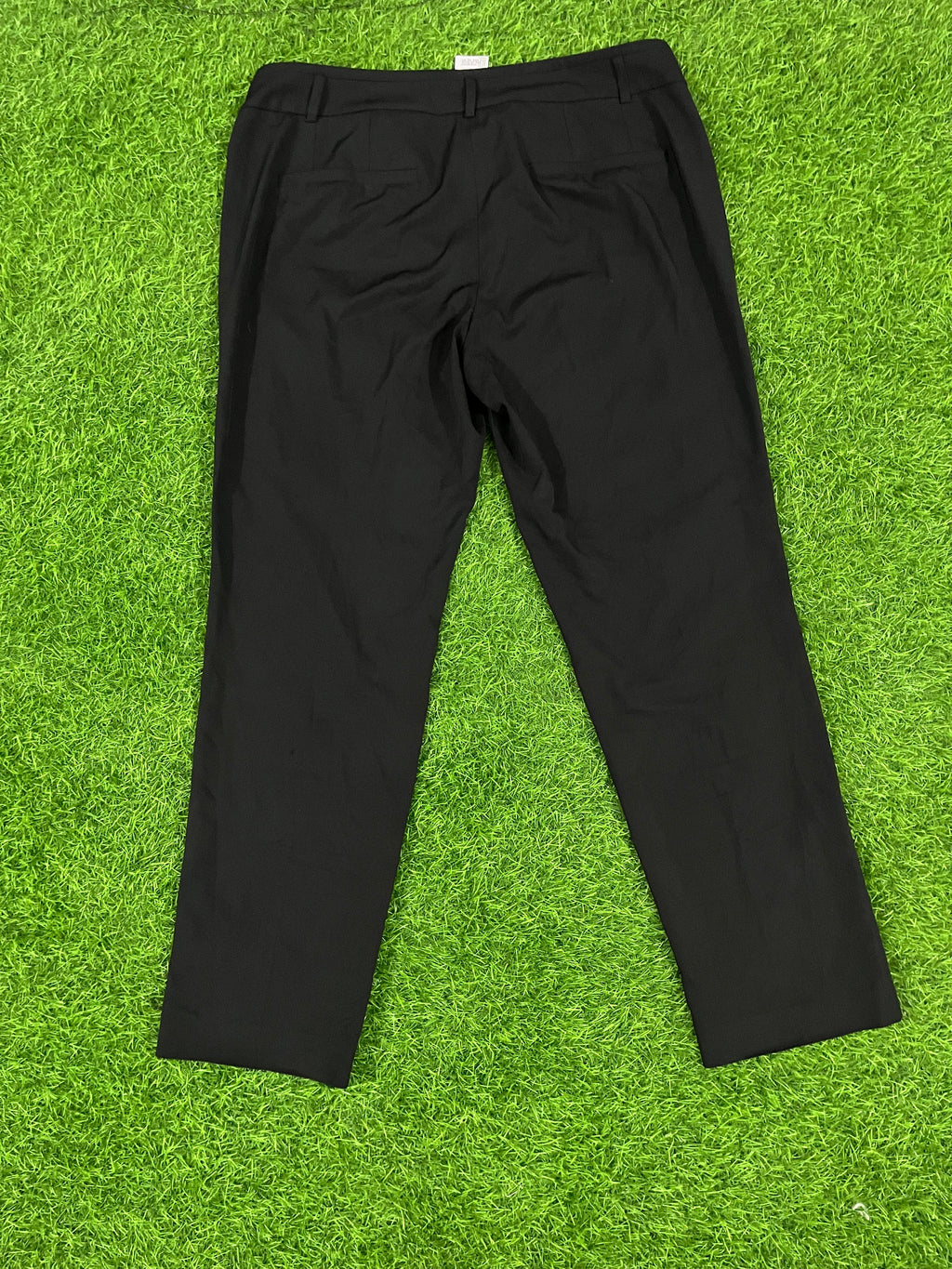 SHESMISS Classic Black Slim-Fit Trousers (Women’s)