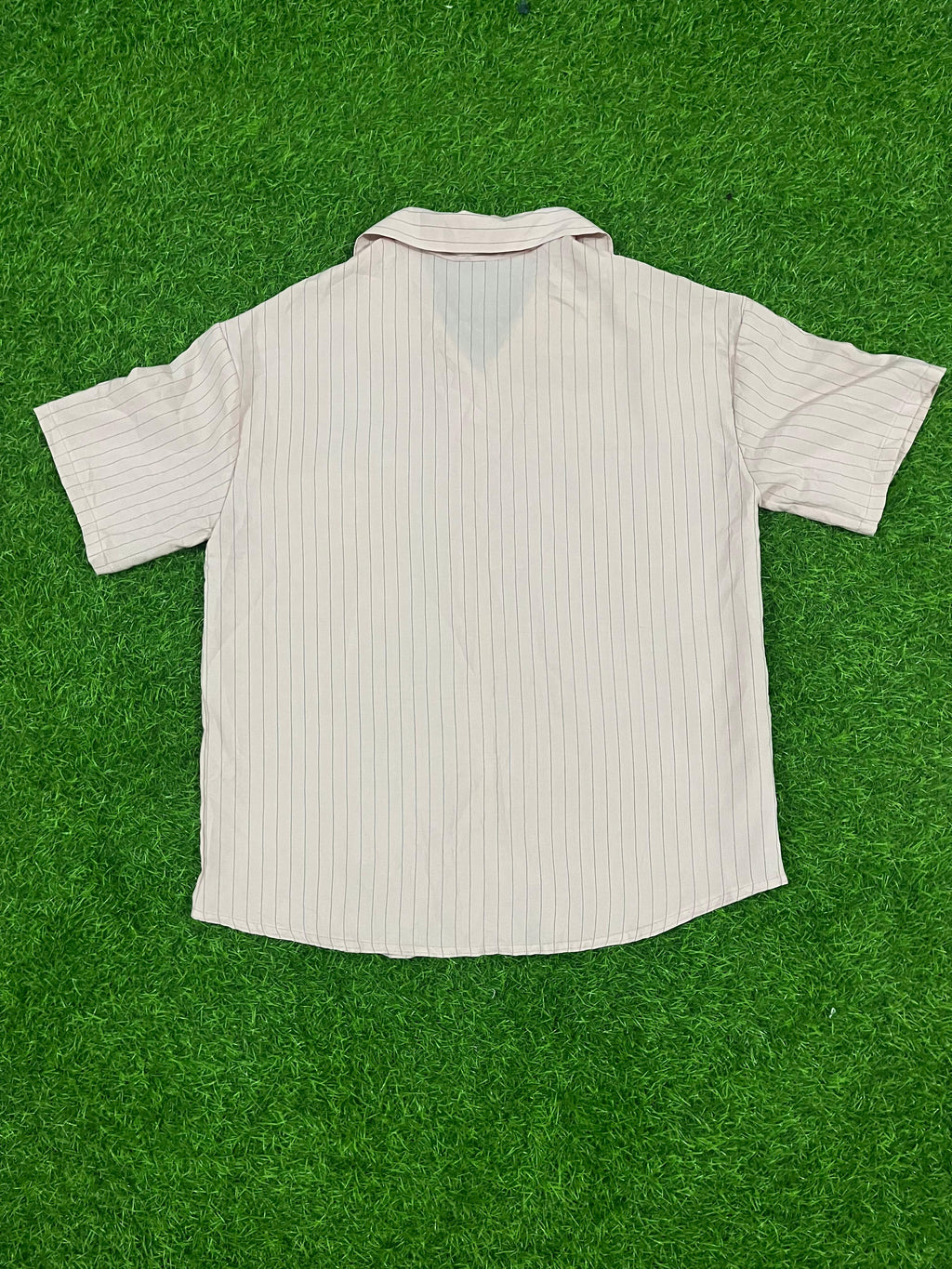Beige Pinstripe Short Sleeve Button-Down Shirt – Size L