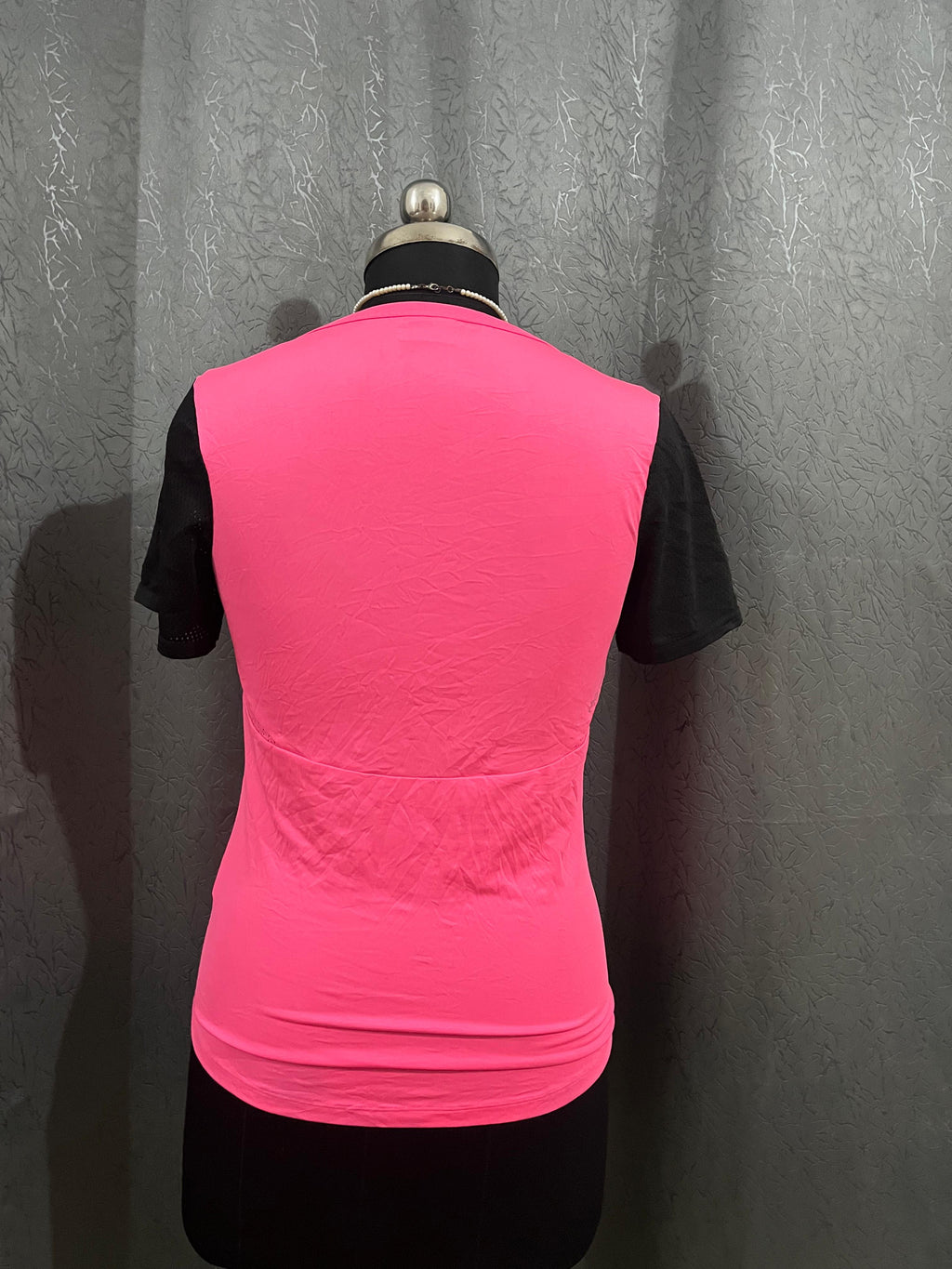 Pink & Black Contrast Activewear T-Shirt – Size L