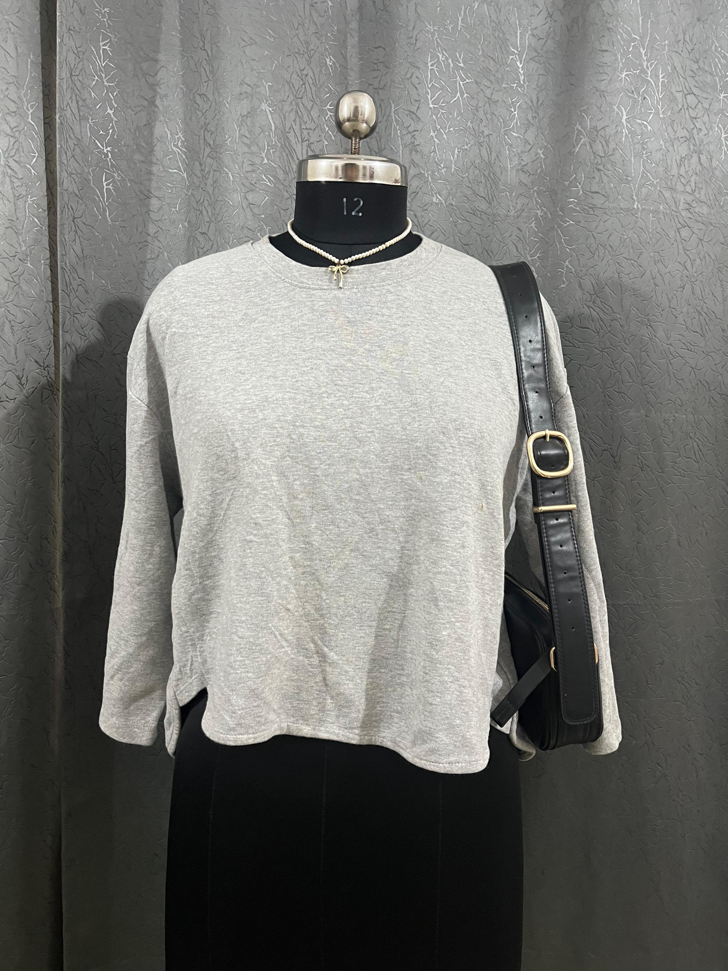 Casual Grey Loose-Fit Top – Size L